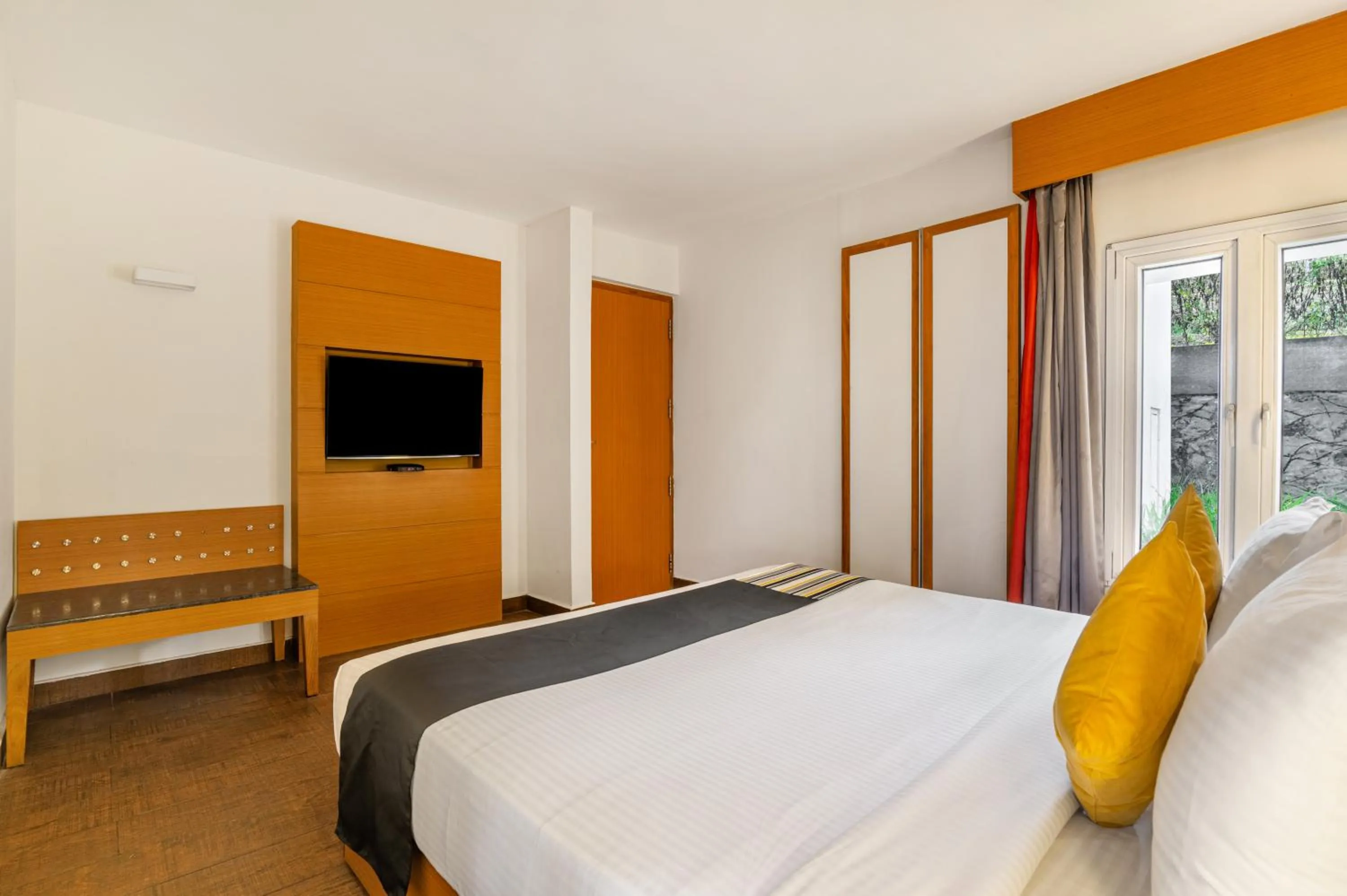 Bed in Sterling Kodai Valley