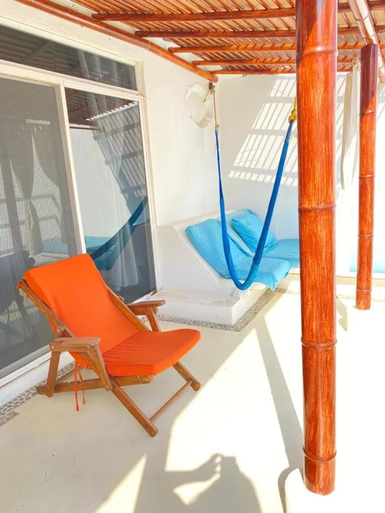 Casa de las Olas Surf & Beach Club