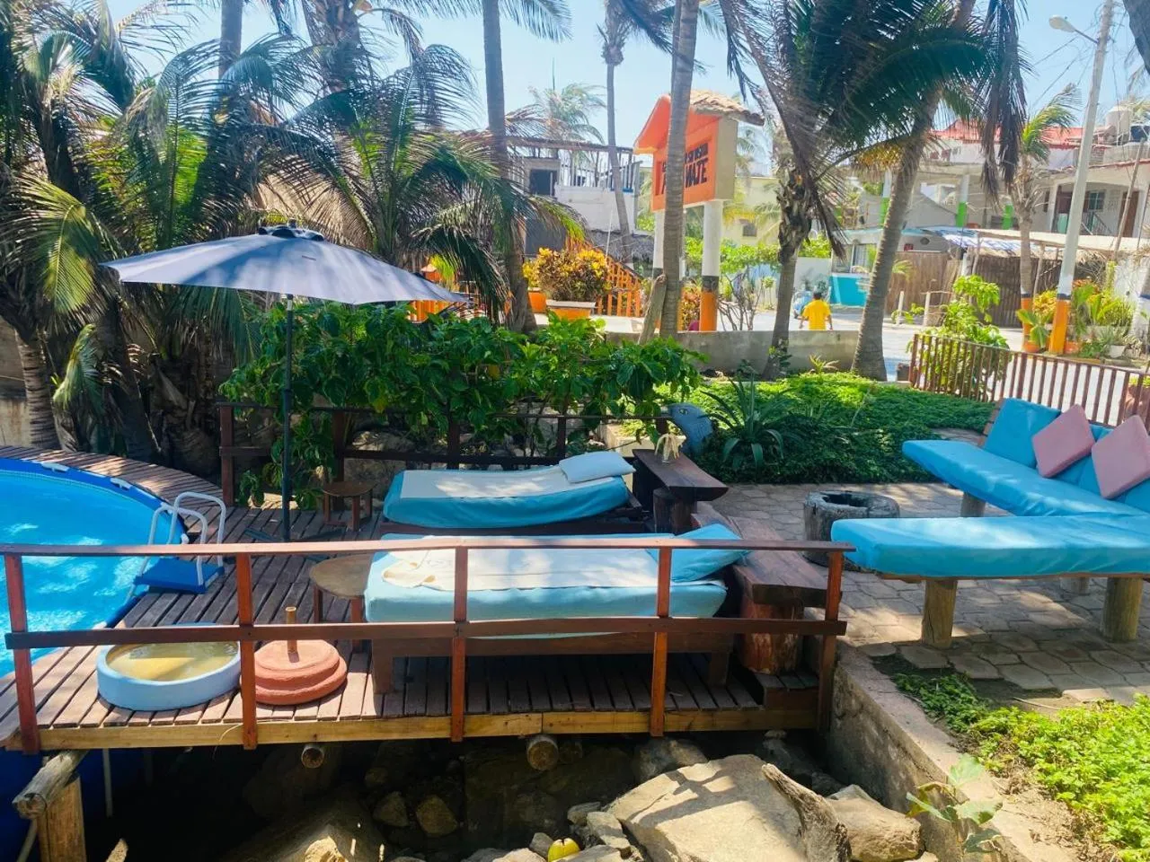 Casa de las Olas Surf & Beach Club