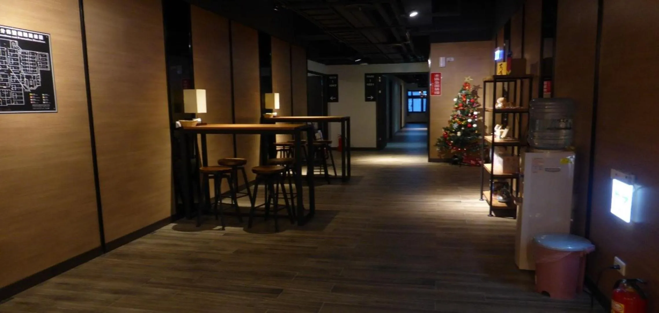 Lounge or bar in Honest & Warm Hotel