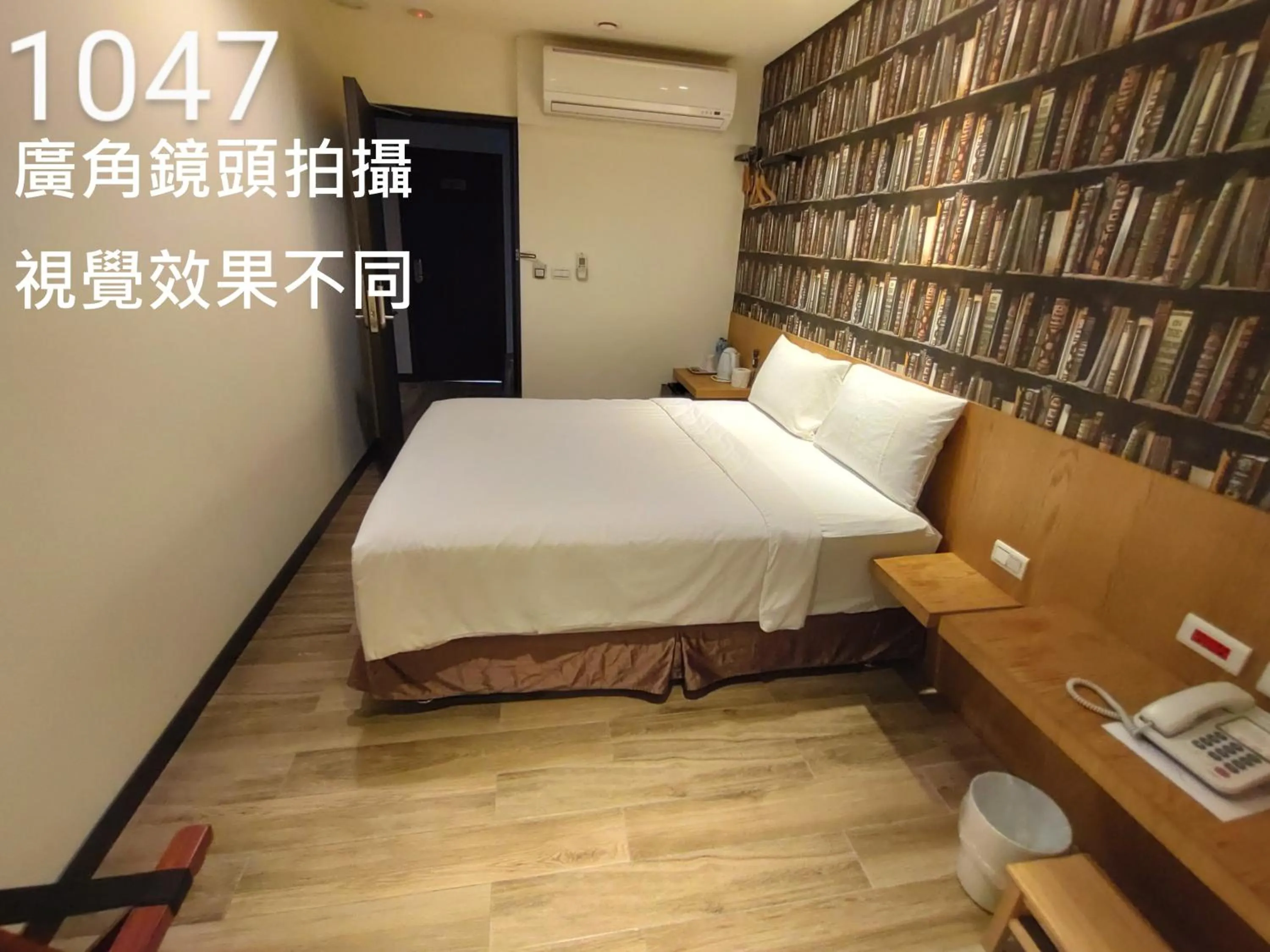 Bed in Honest & Warm Hotel