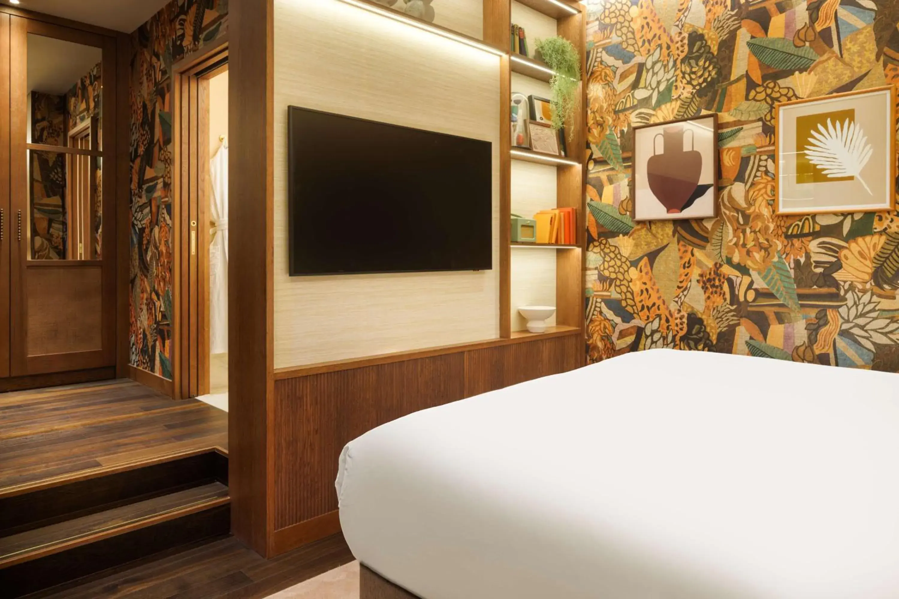 Spring Garden Suite in The Trafalgar St. James, London Curio collection by Hilton Spring Garden Suite in The Trafalgar St. James, London Curio collection by Hilton