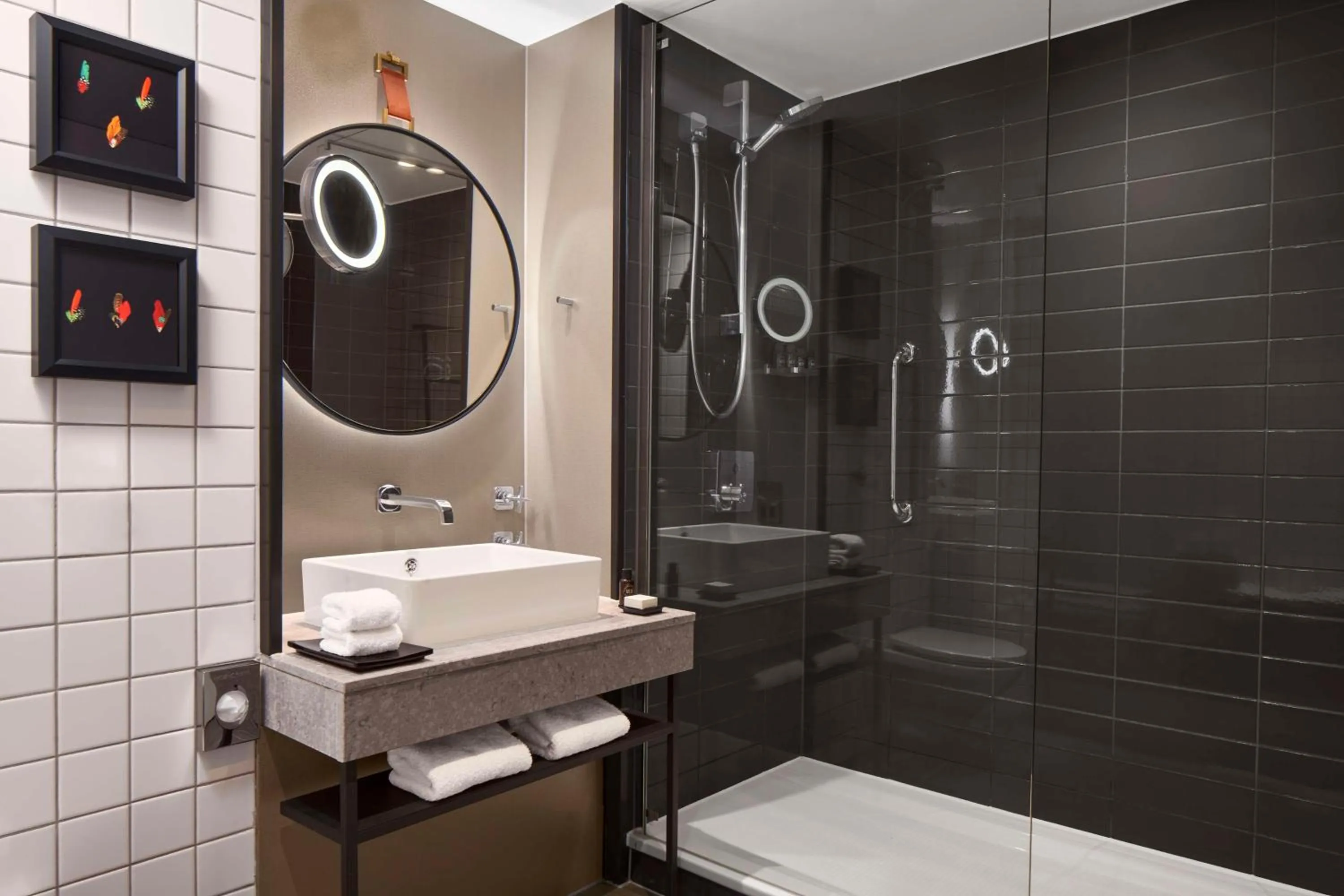 Bathroom in The Trafalgar St. James, London Curio collection by Hilton
