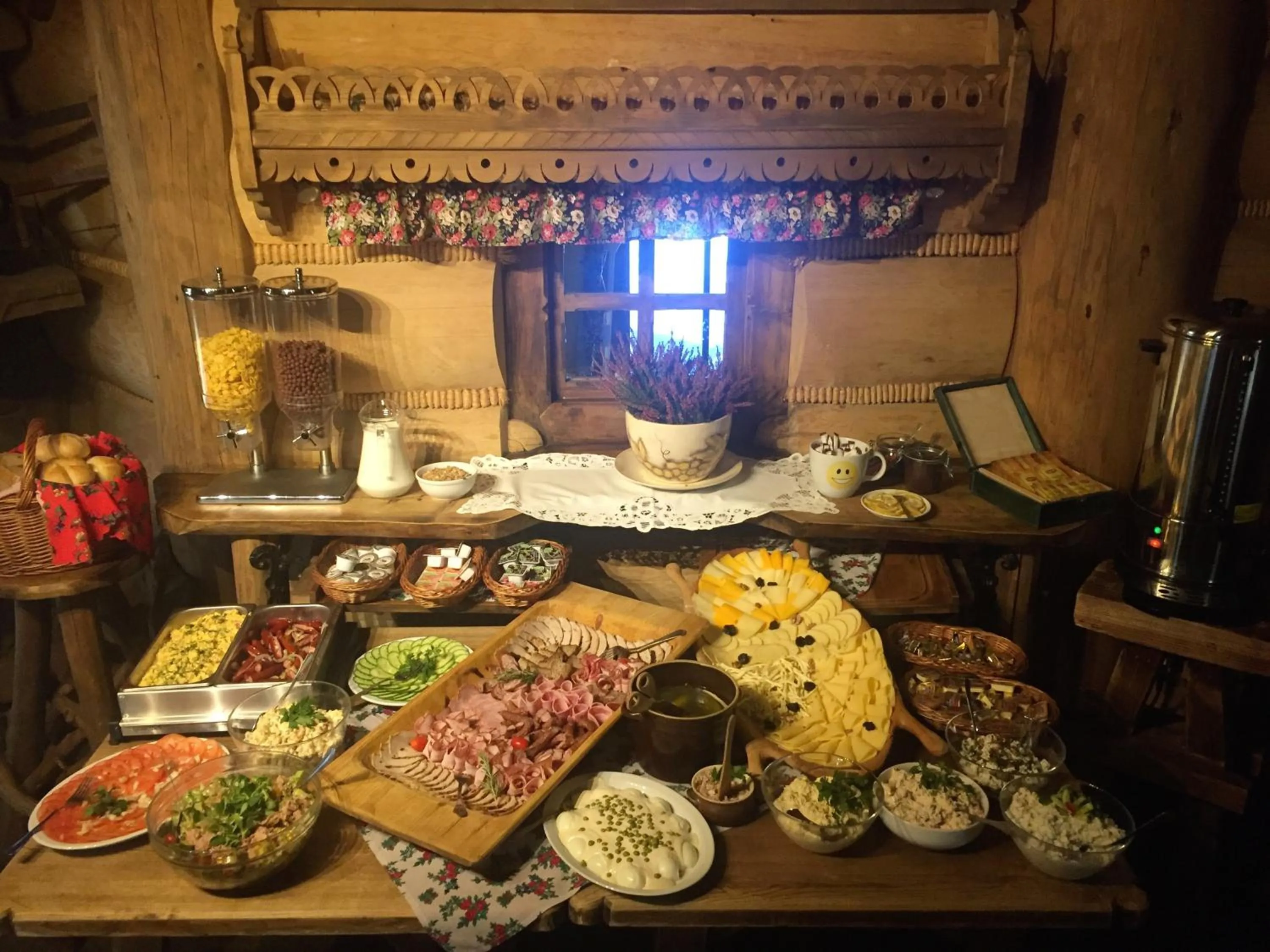 Buffet breakfast in Góralski Dwór