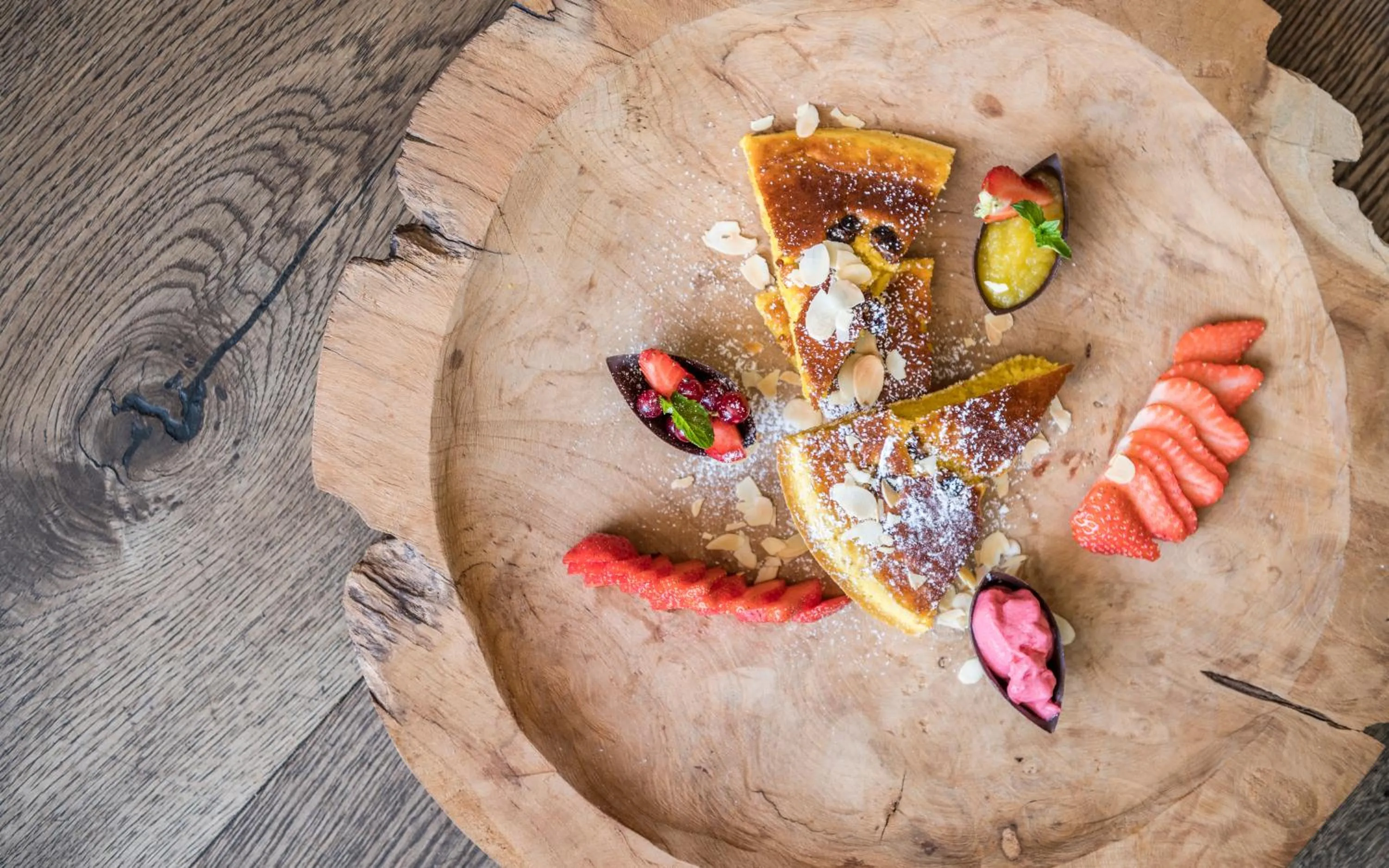 Restaurant/places to eat in Hotel Angelo Engel