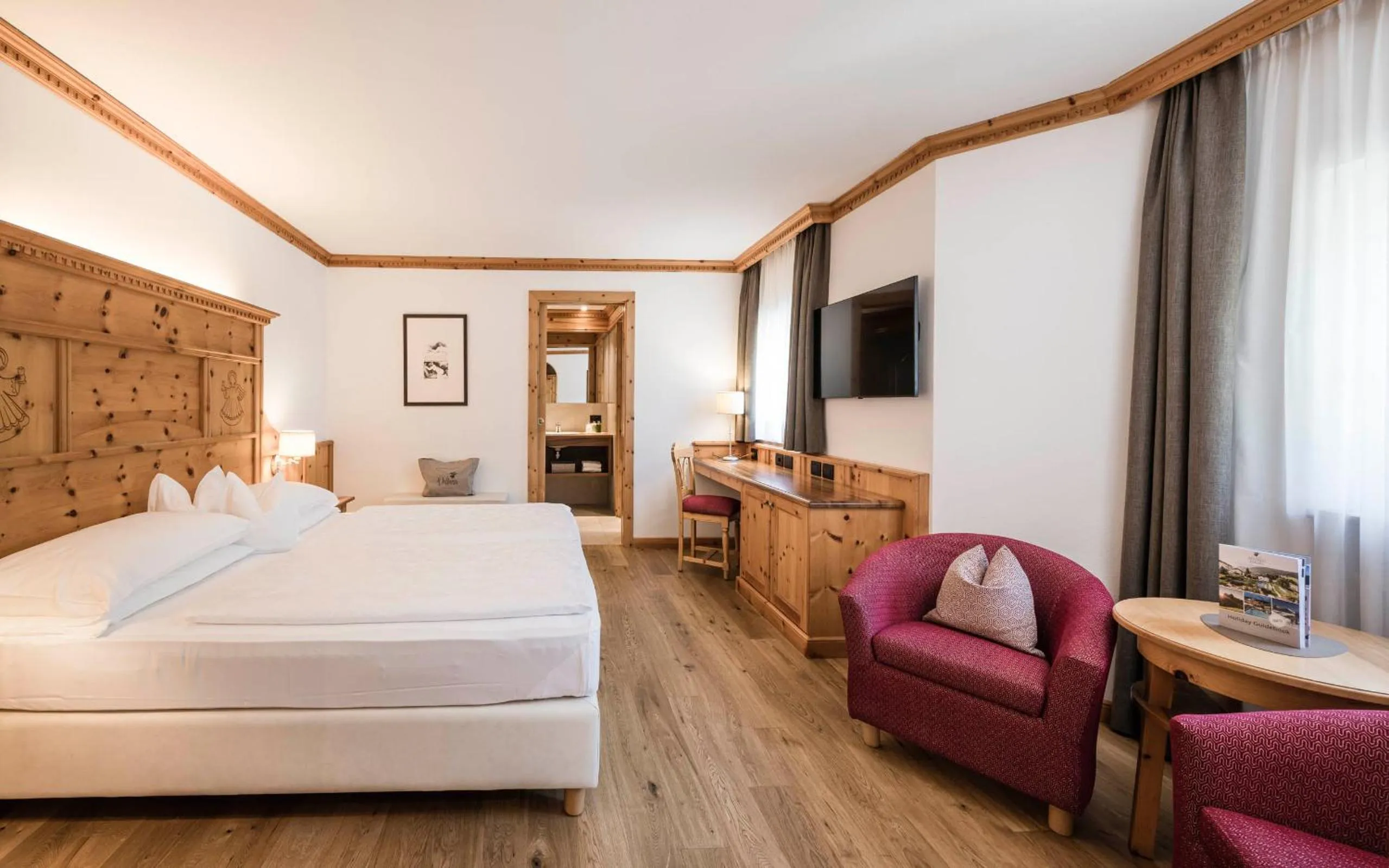 Photo of the whole room, Bed in Hotel Angelo Engel