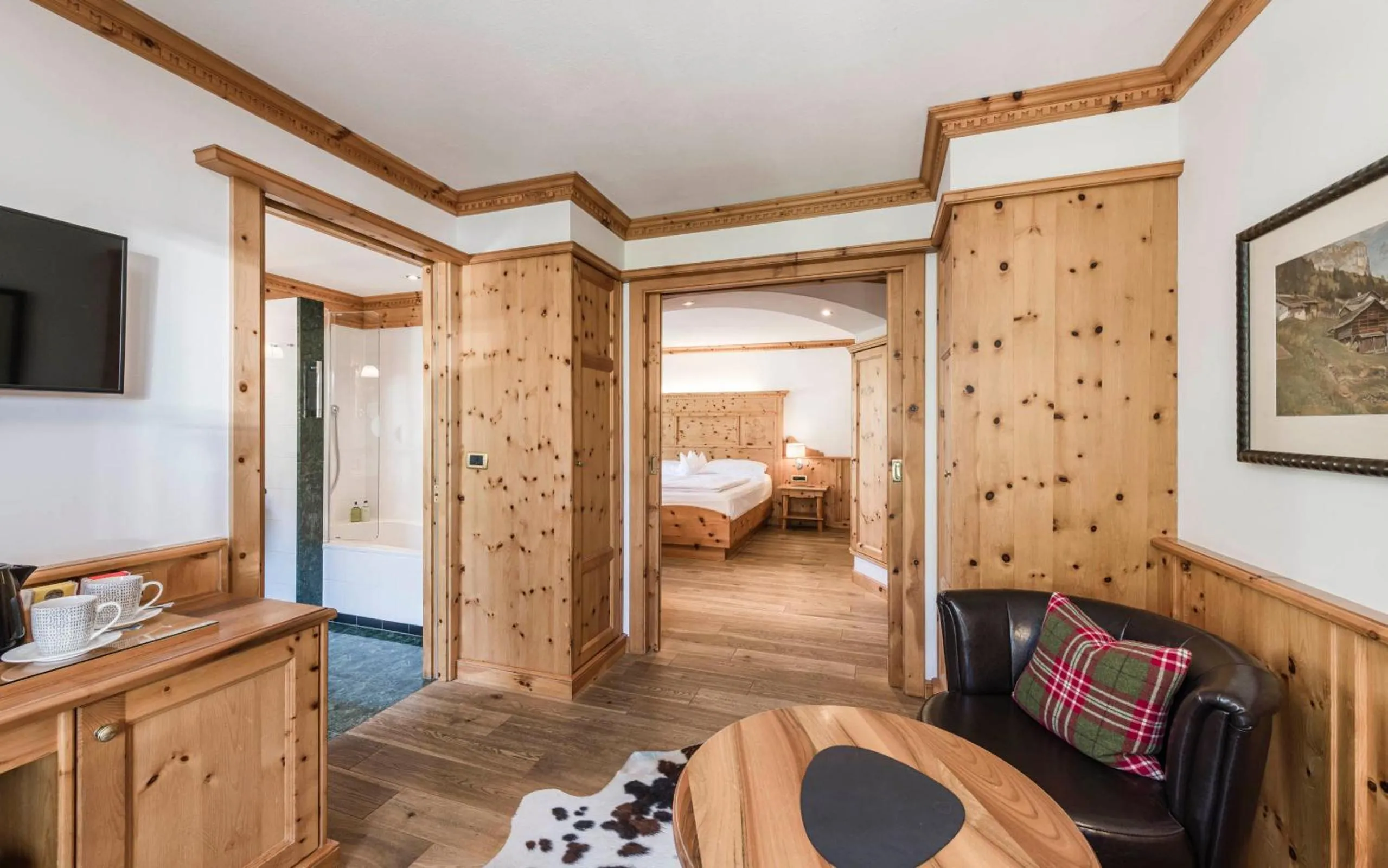 Living room, Bed in Hotel Angelo Engel