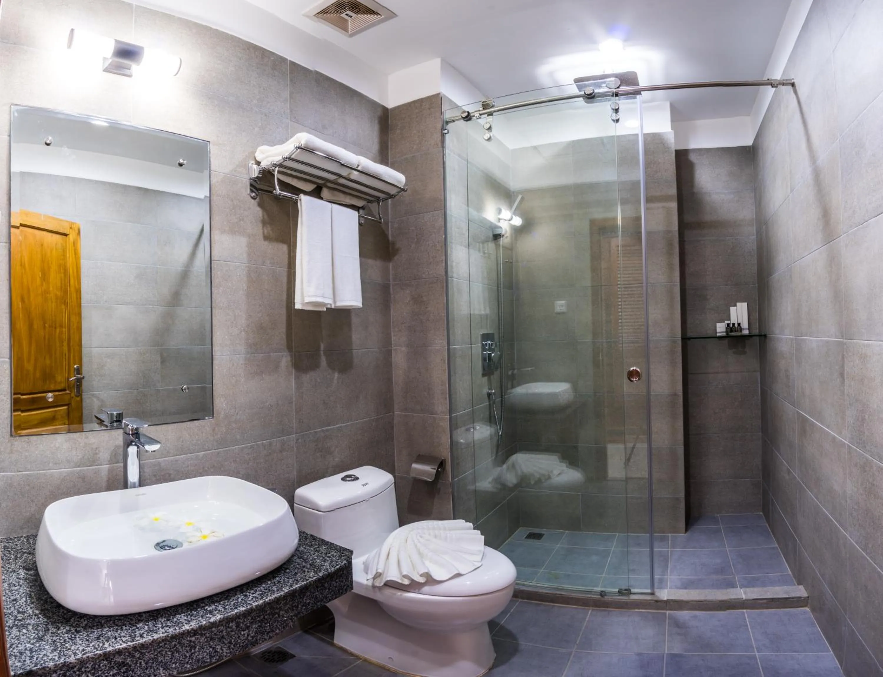 Bathroom in Angkor City View Hotel