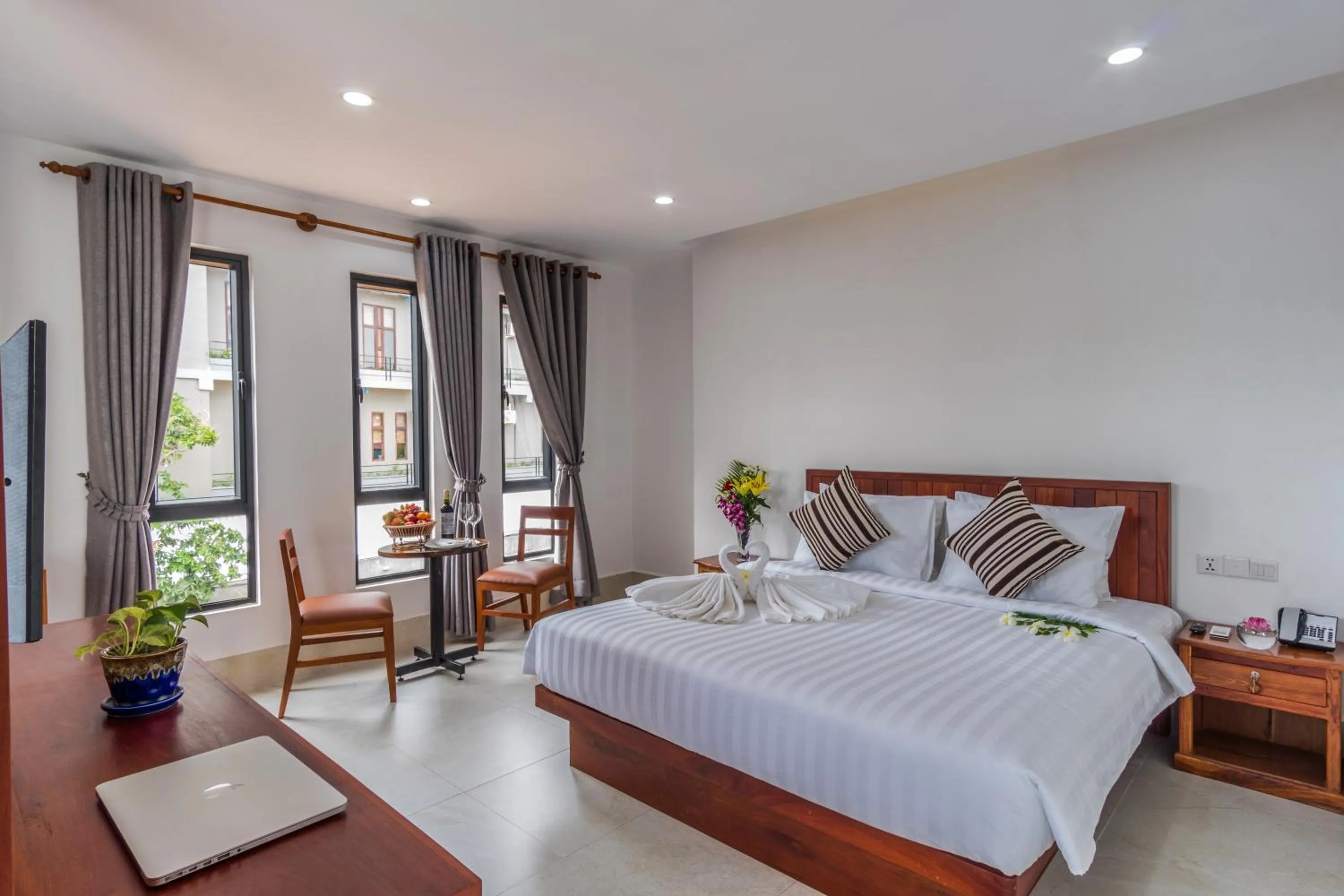 Restaurant/places to eat in Angkor City View Hotel