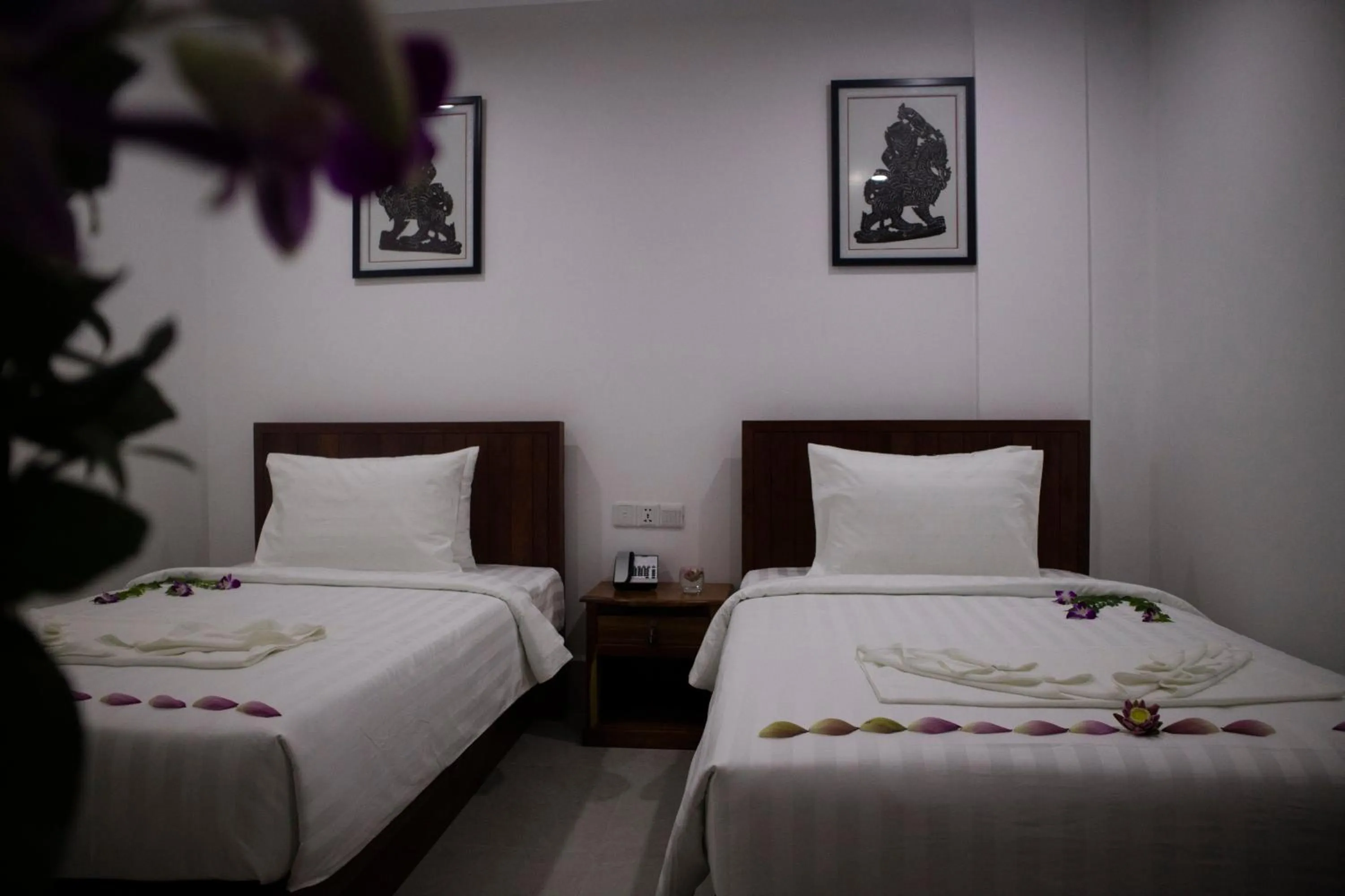 Shower in Angkor City View Hotel