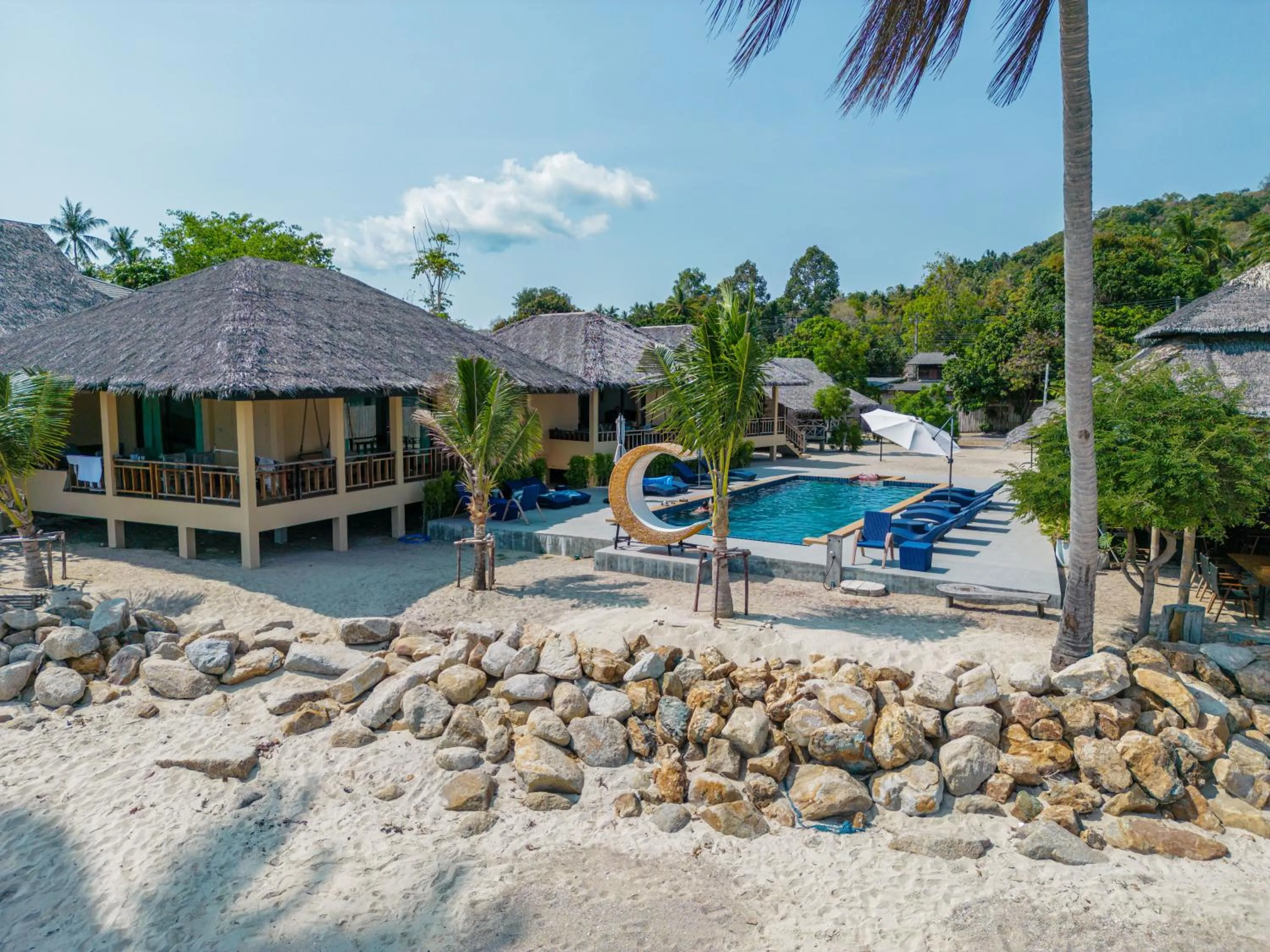 Absolute Beachfront Resort