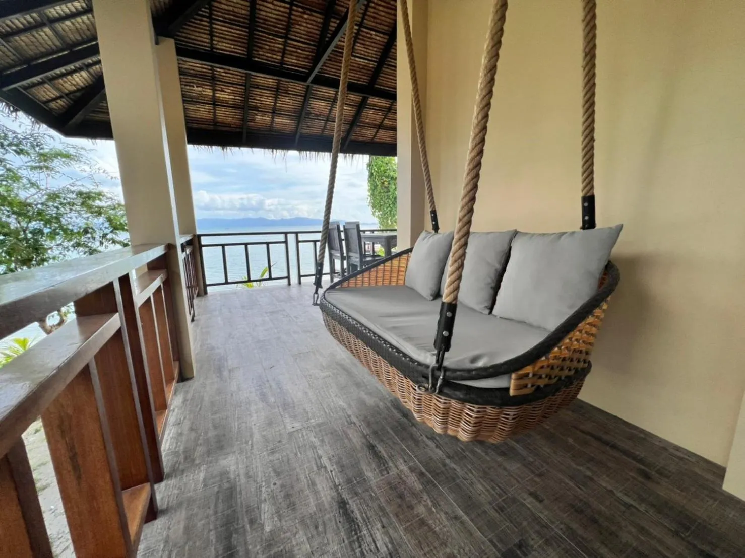 Balcony/Terrace in Absolute Beachfront Resort