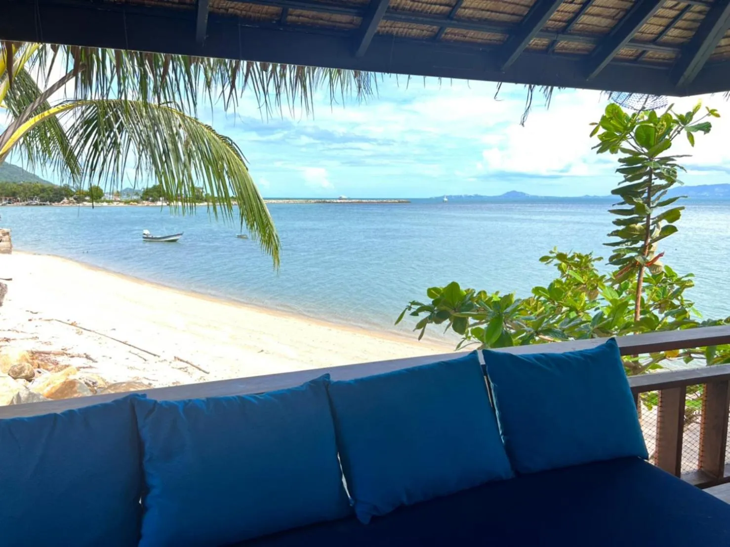 Sea view in Absolute Beachfront Resort