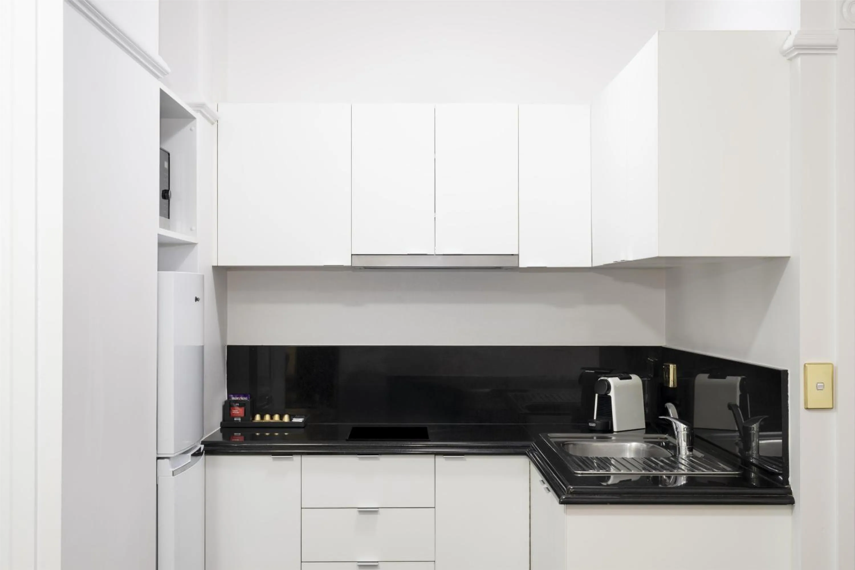 Bedroom in Adina Apartment Hotel Brisbane Anzac Square