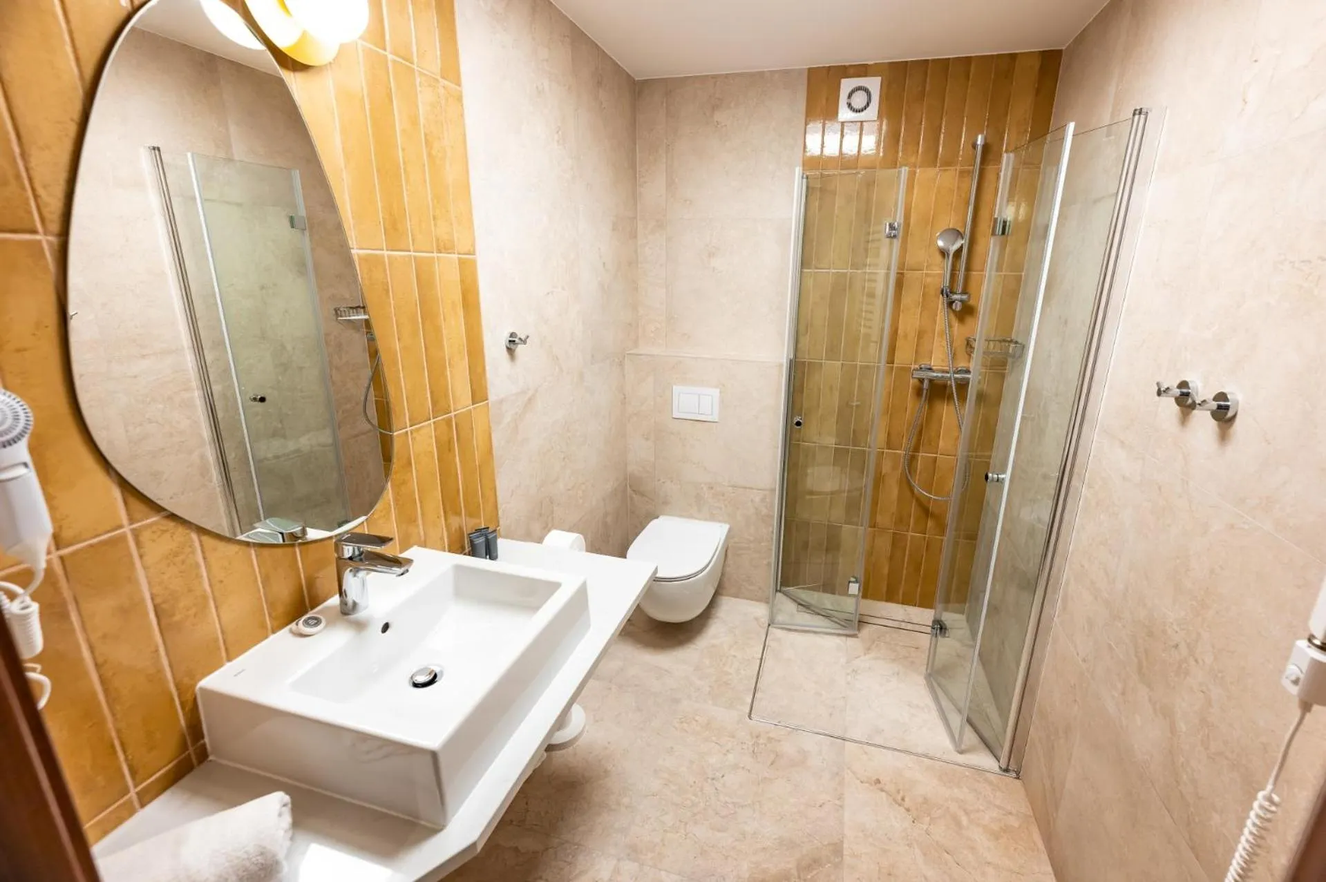 Bathroom in Ośrodek Szkoleniowo Wypoczynkowy Galicya