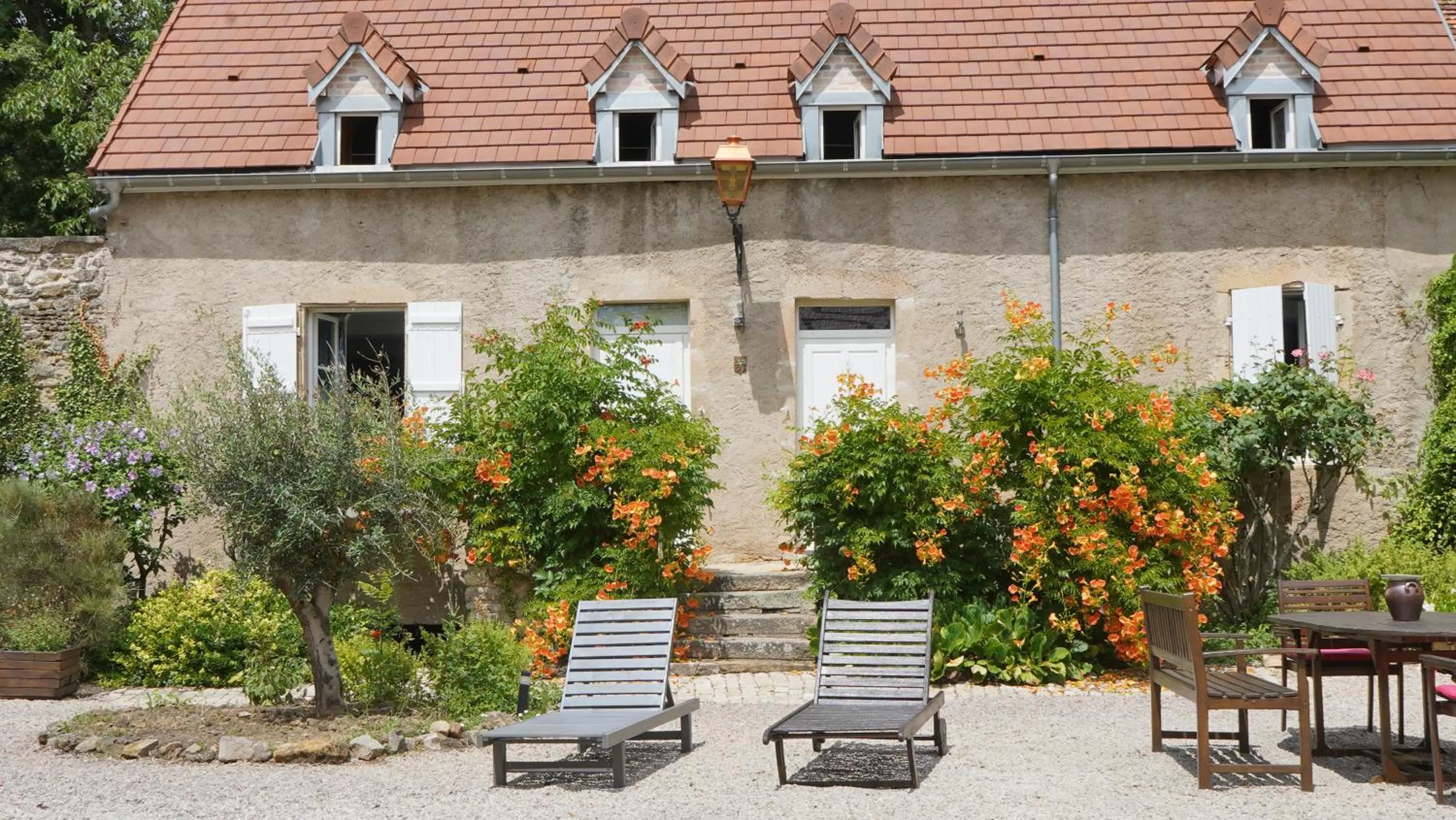 Property building in Domaine Les Bertrands