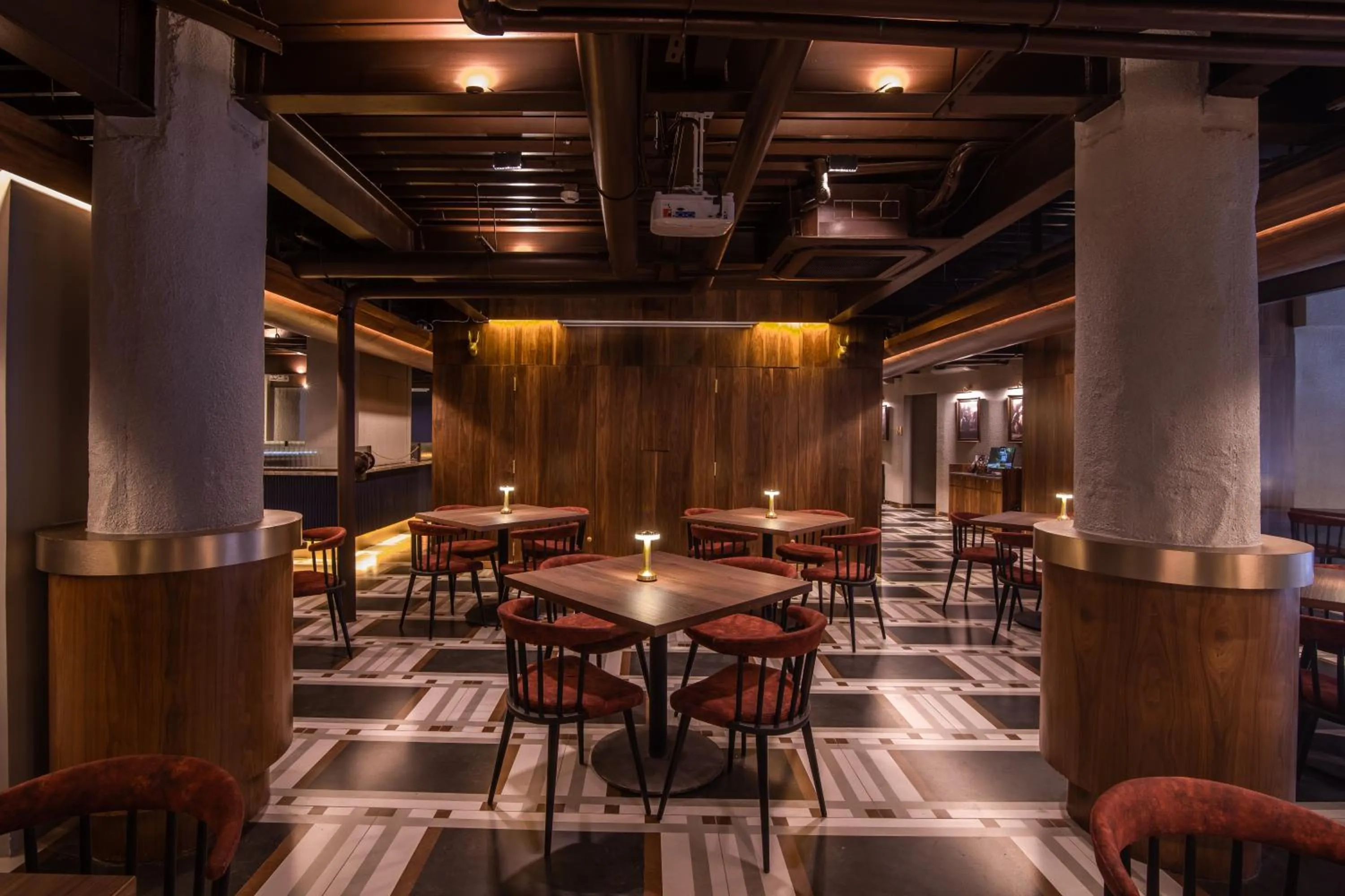 Lounge or bar in 37th Crescent Hotel Bengaluru