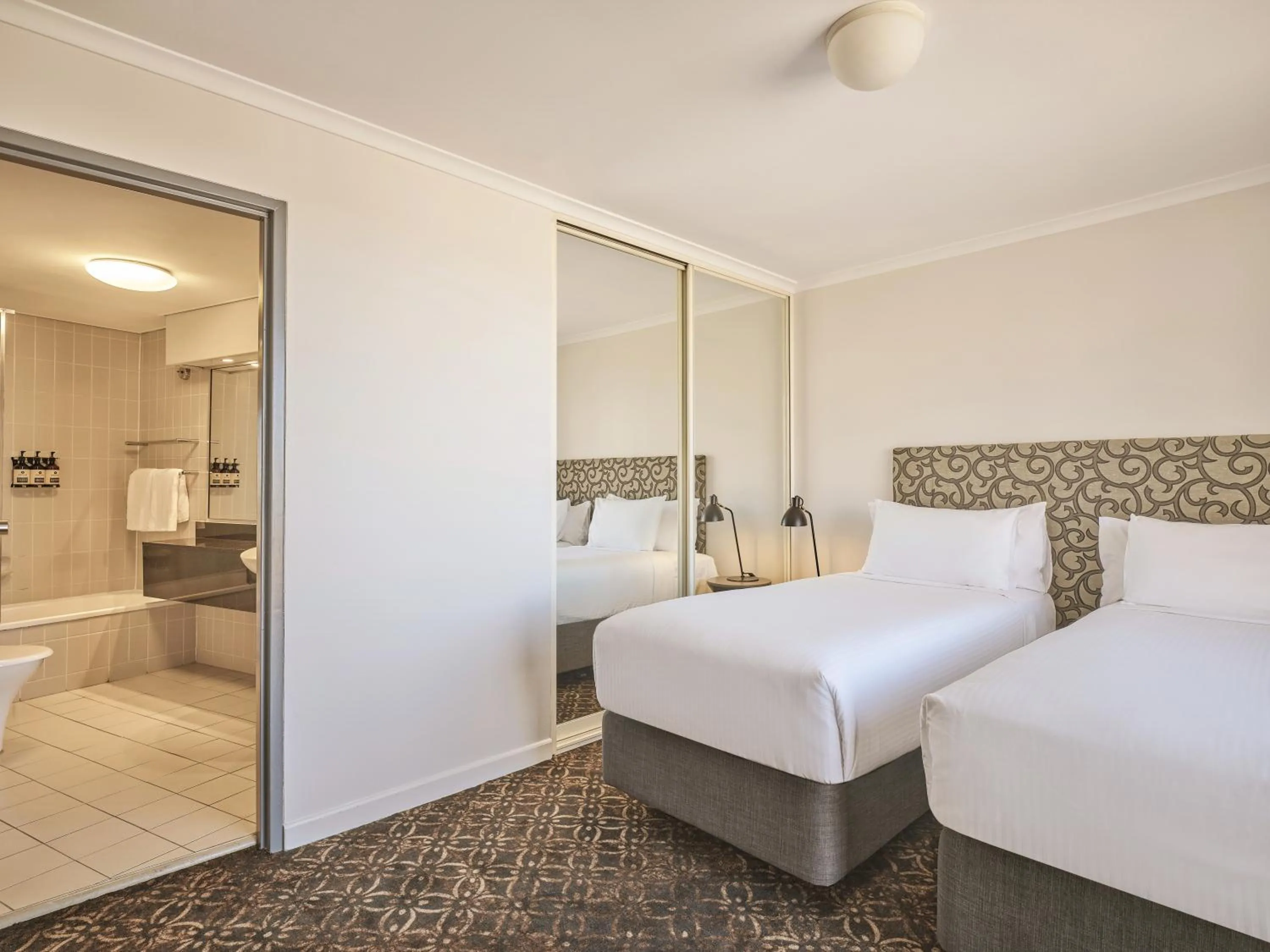 Bed in Rendezvous Hotel Sydney The Rocks