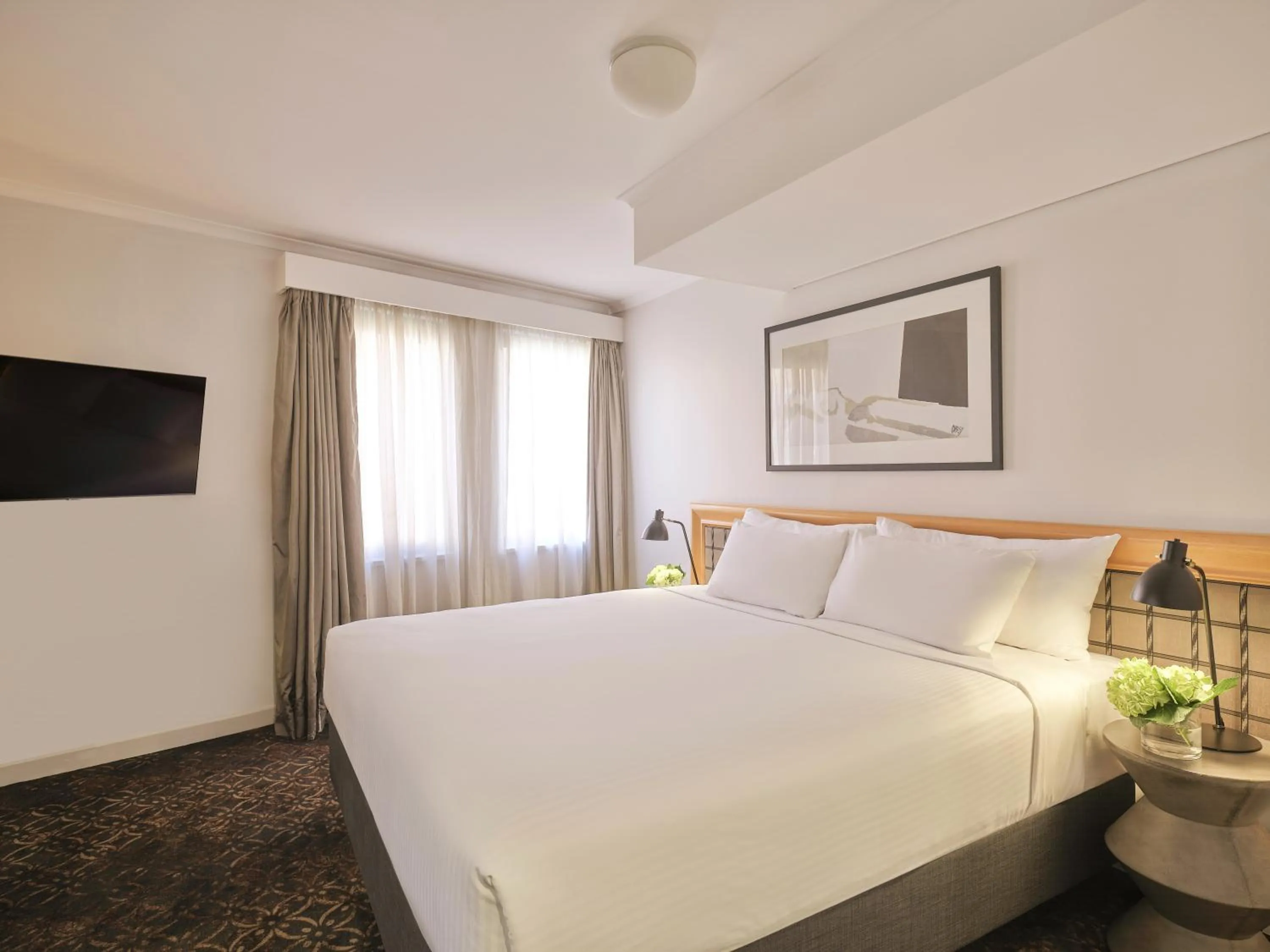 Bed in Rendezvous Hotel Sydney The Rocks