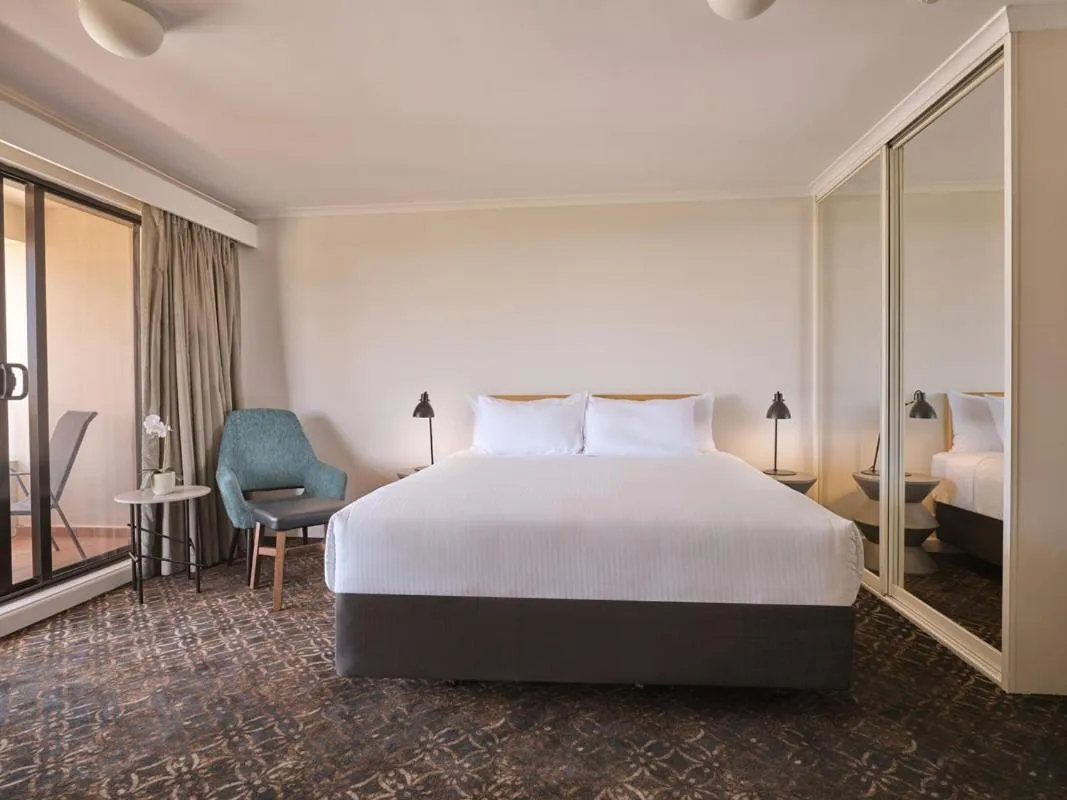 Bed in Rendezvous Hotel Sydney The Rocks