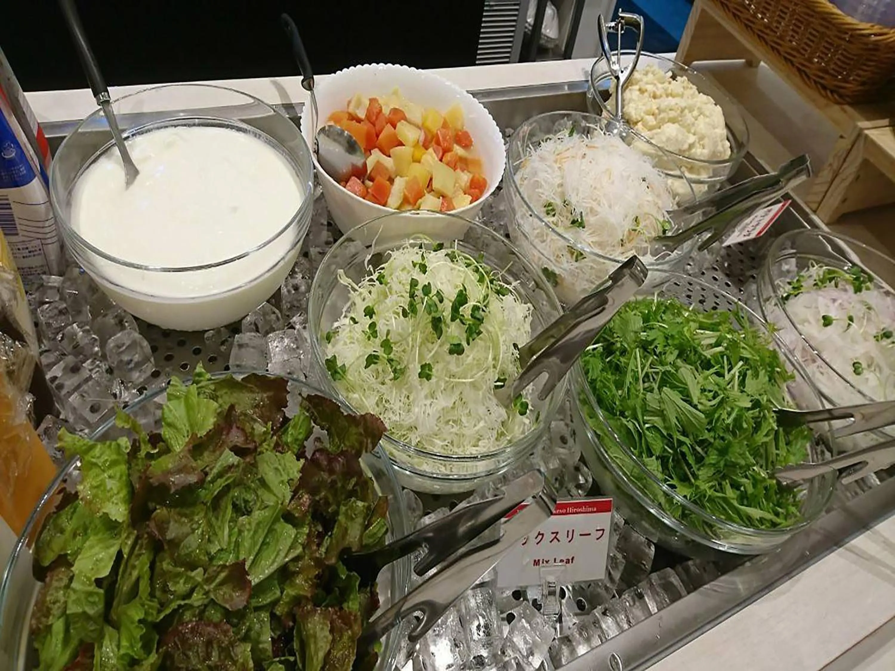 Restaurant/places to eat in Hotel Kuretakeso Hiroshima Otemachi