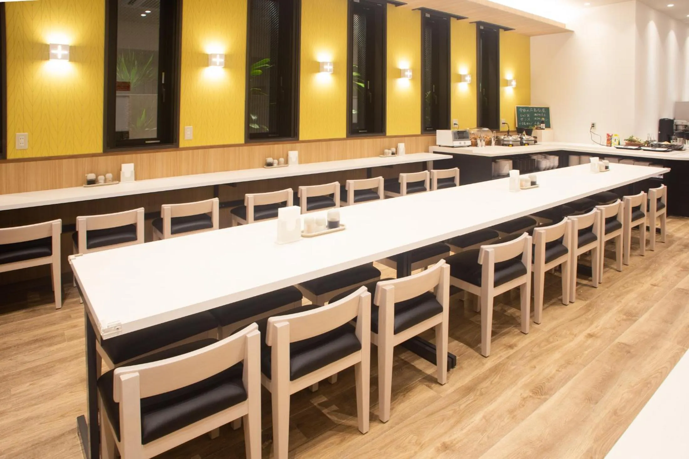 Restaurant/places to eat in Hotel Kuretakeso Hiroshima Otemachi