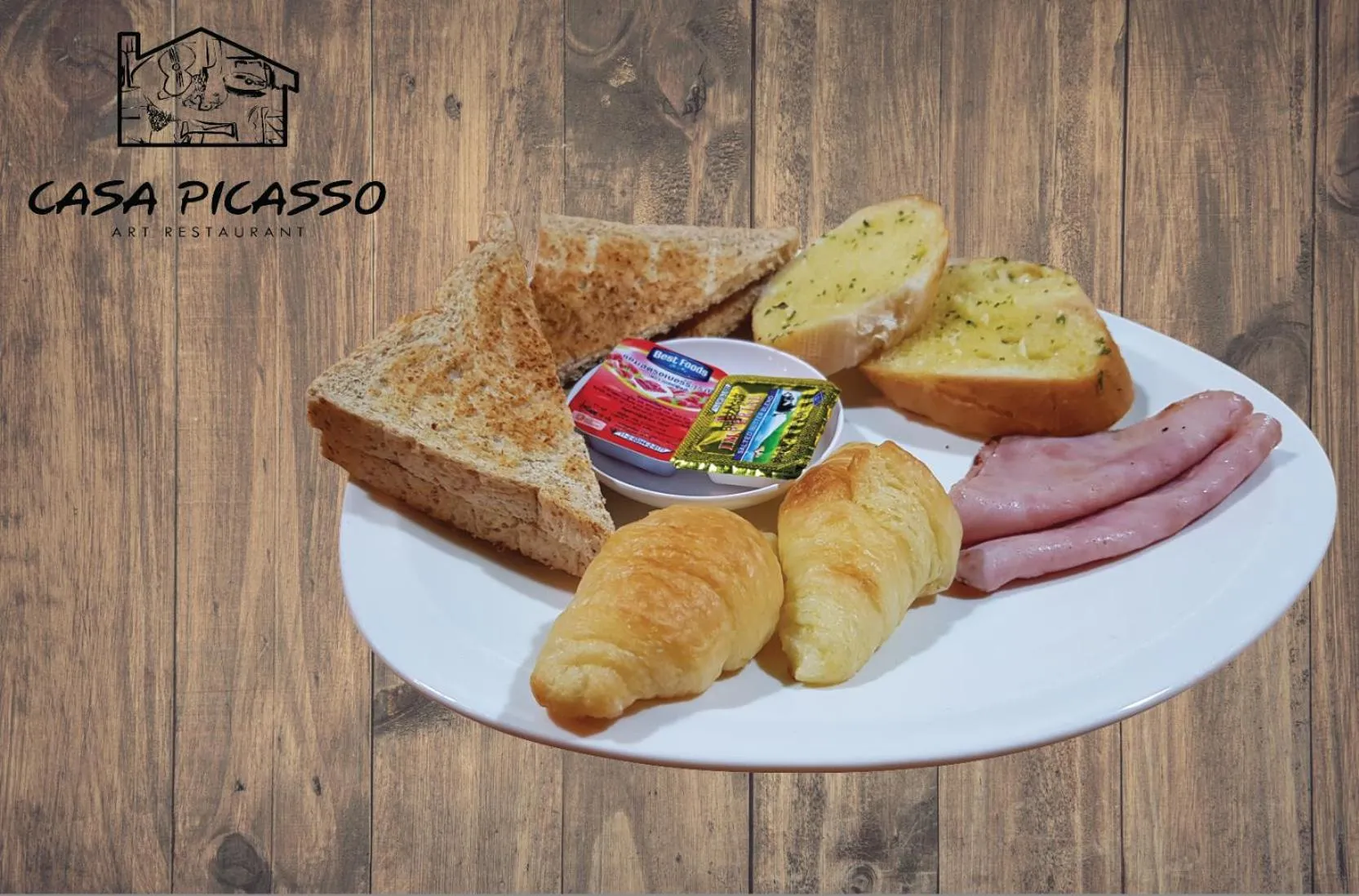 Continental breakfast in Casa Picasso Near Chabad House