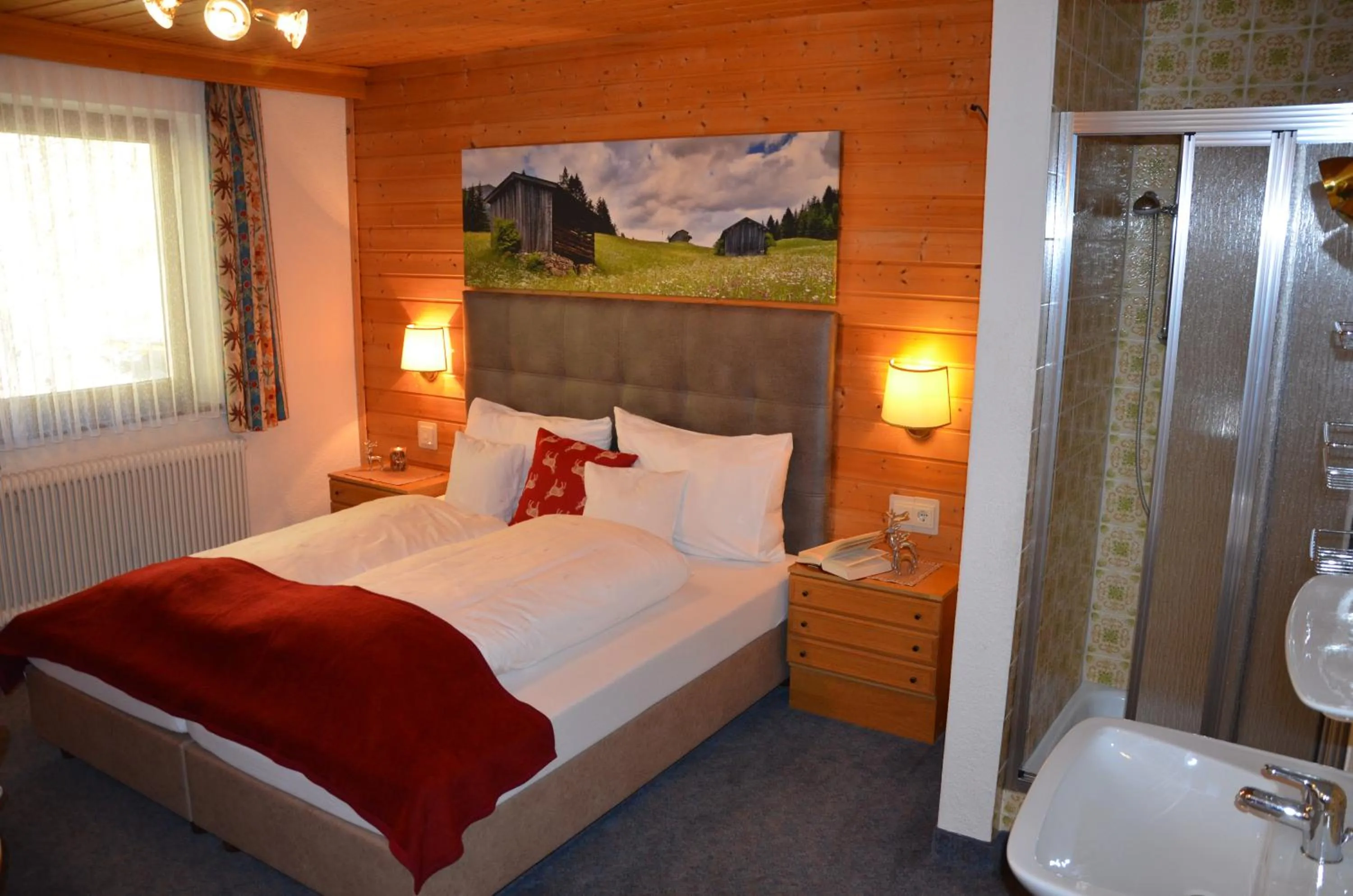 Photo of the whole room, Bed in Hotel Pettneuerhof