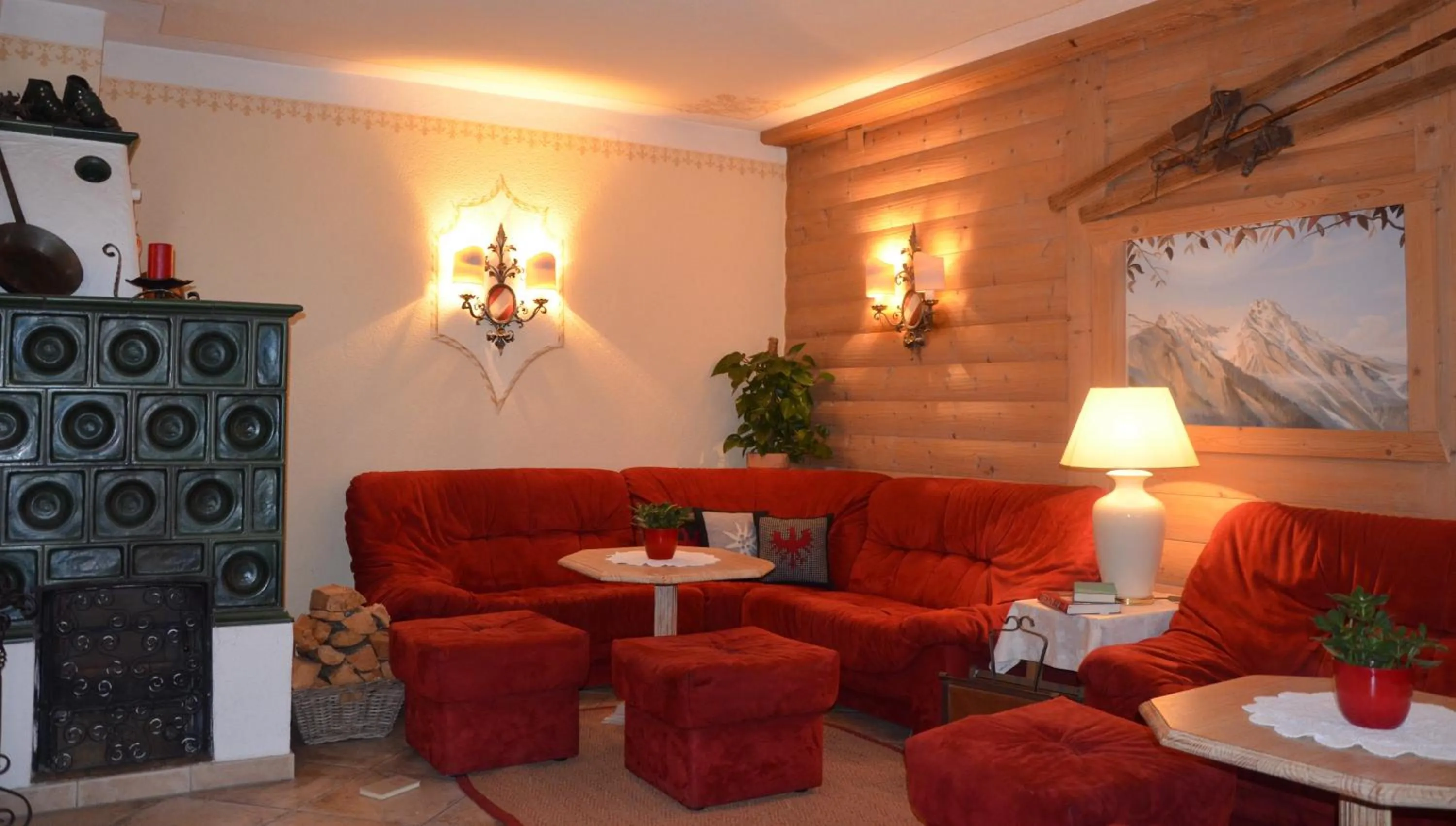 Lobby or reception in Hotel Pettneuerhof