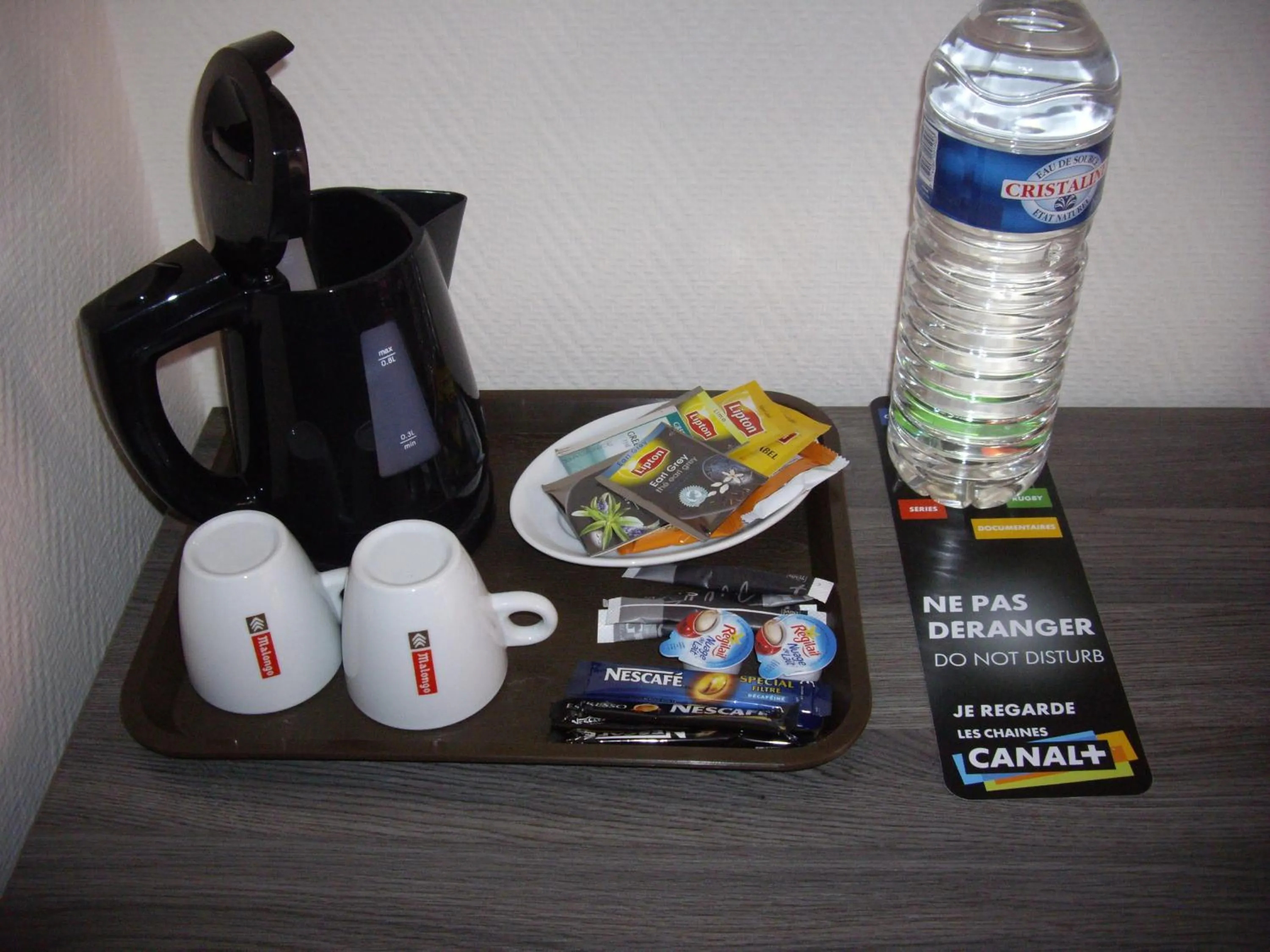 Food and drinks in Logis-Hôtel & Restaurant LE CARNOT