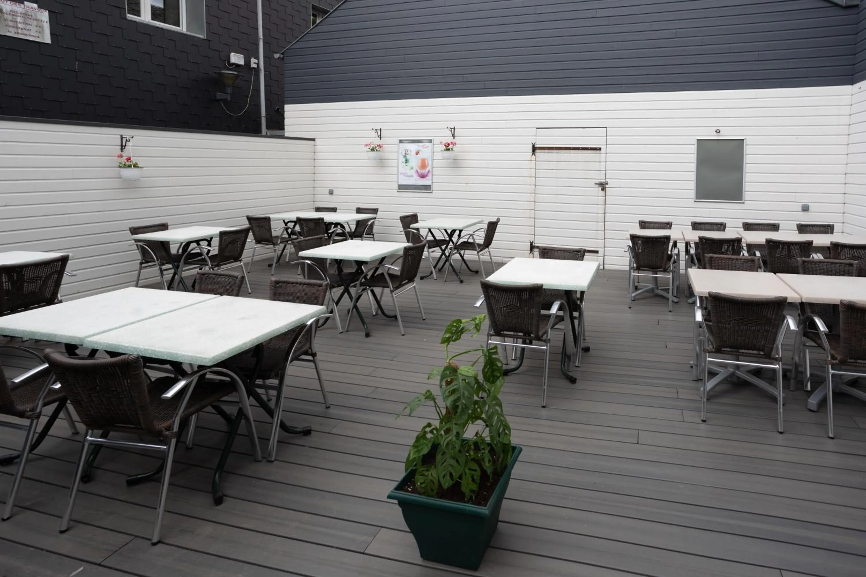 Logis-Hôtel & Restaurant LE CARNOT