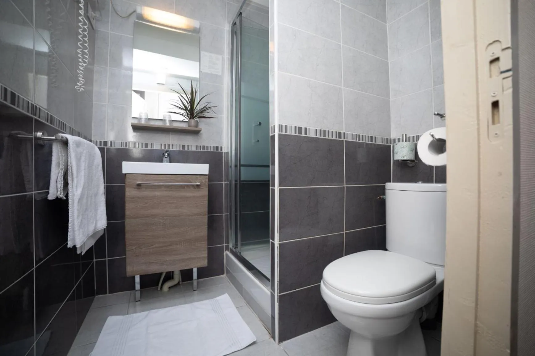 Logis-Hôtel & Restaurant LE CARNOT