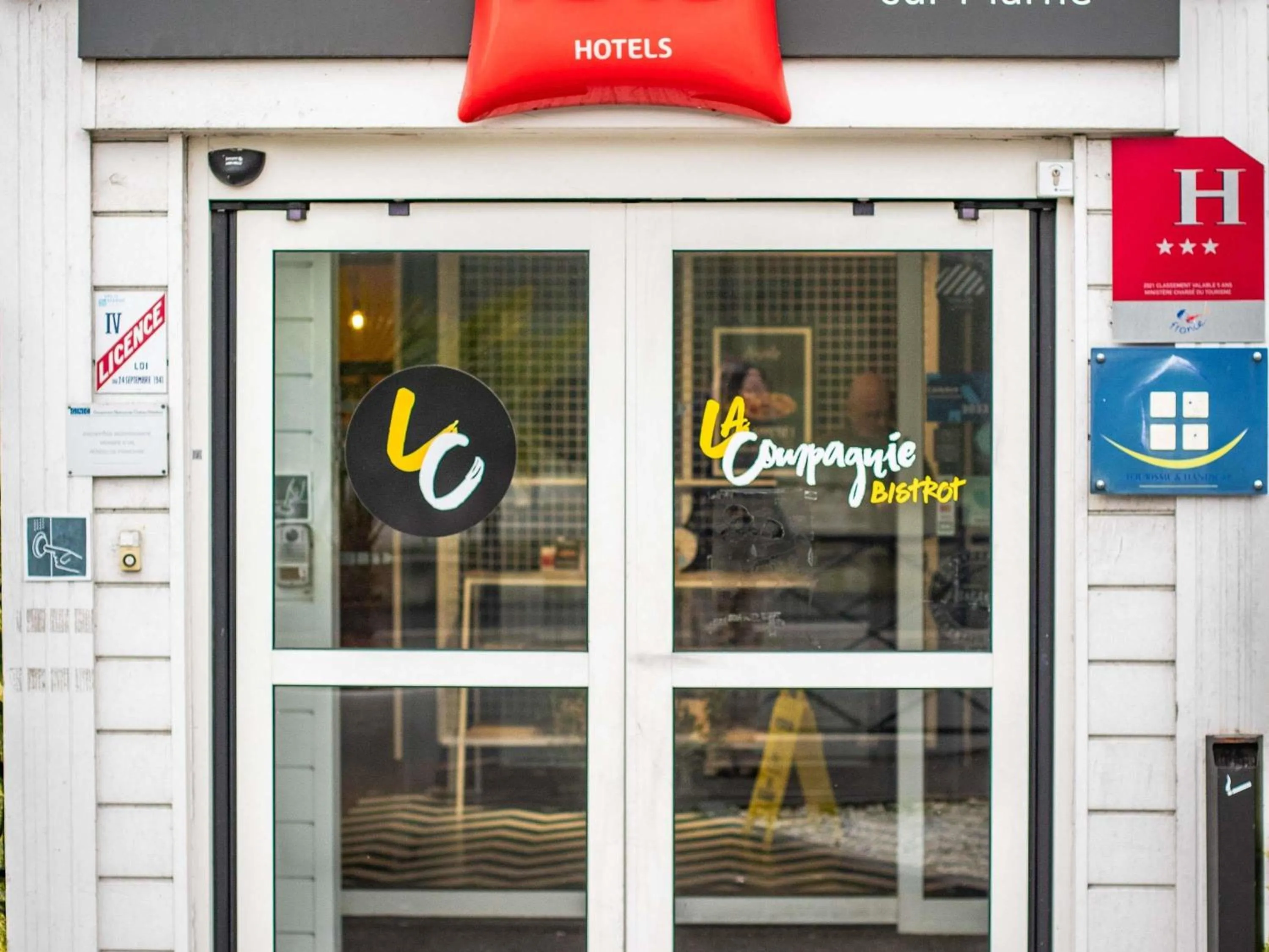 Property building in ibis Nogent Sur Marne RÉNOVÉ EN 2025