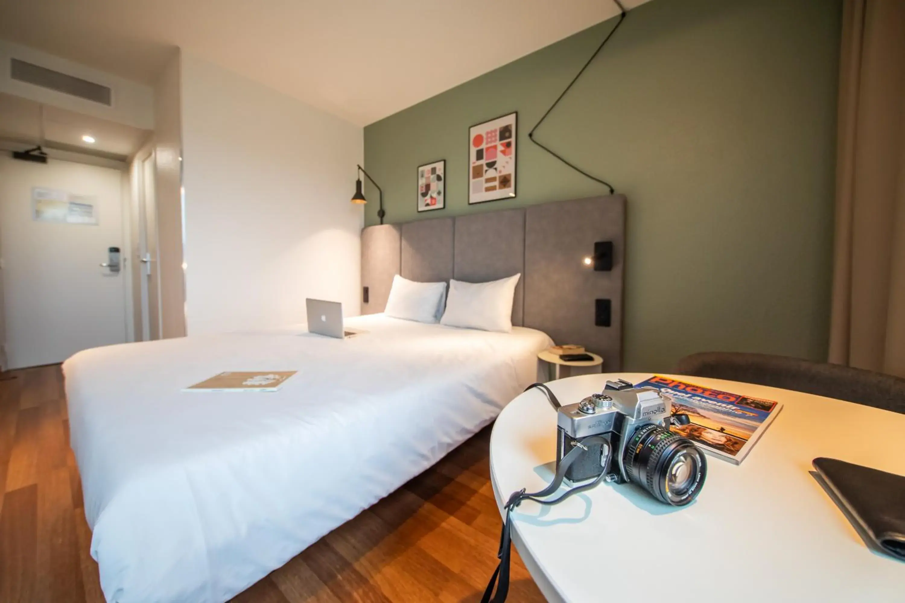 Standard Double Room in ibis Nogent Sur Marne RÉNOVÉ EN 2025 Standard Double Room in ibis Nogent Sur Marne RÉNOVÉ EN 2025