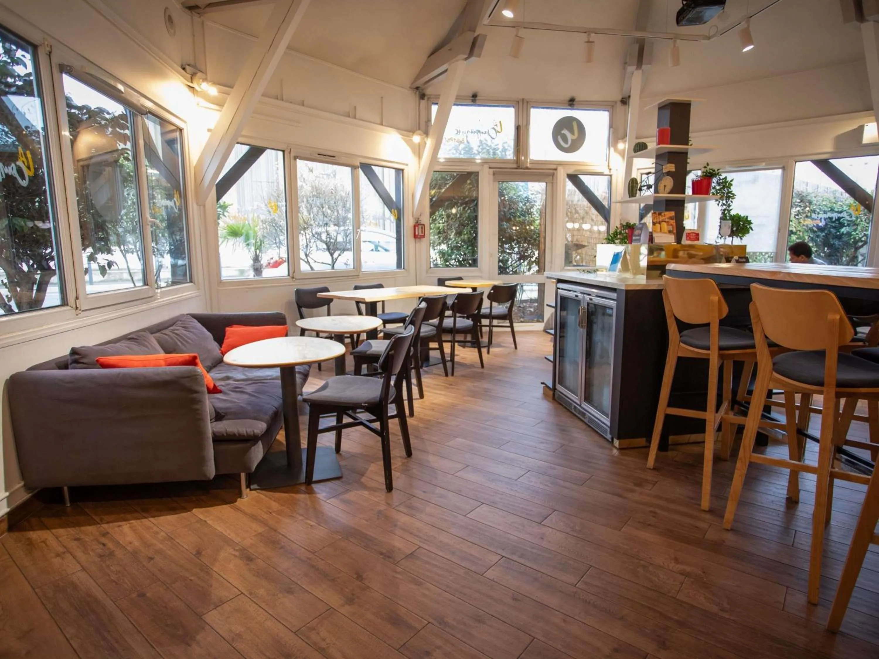 Restaurant/places to eat in ibis Nogent Sur Marne RÉNOVÉ EN 2025