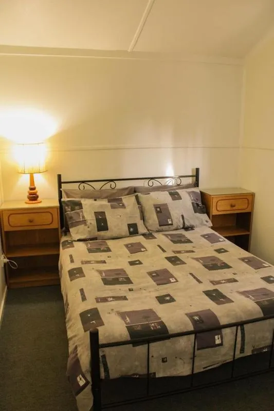 Bedroom, Bed in Skytrek Willow Springs Station