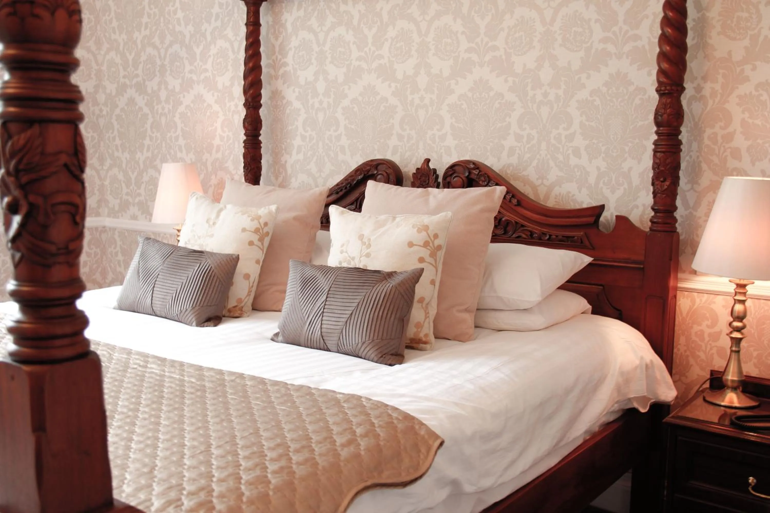 Bed in Llechwen Hall