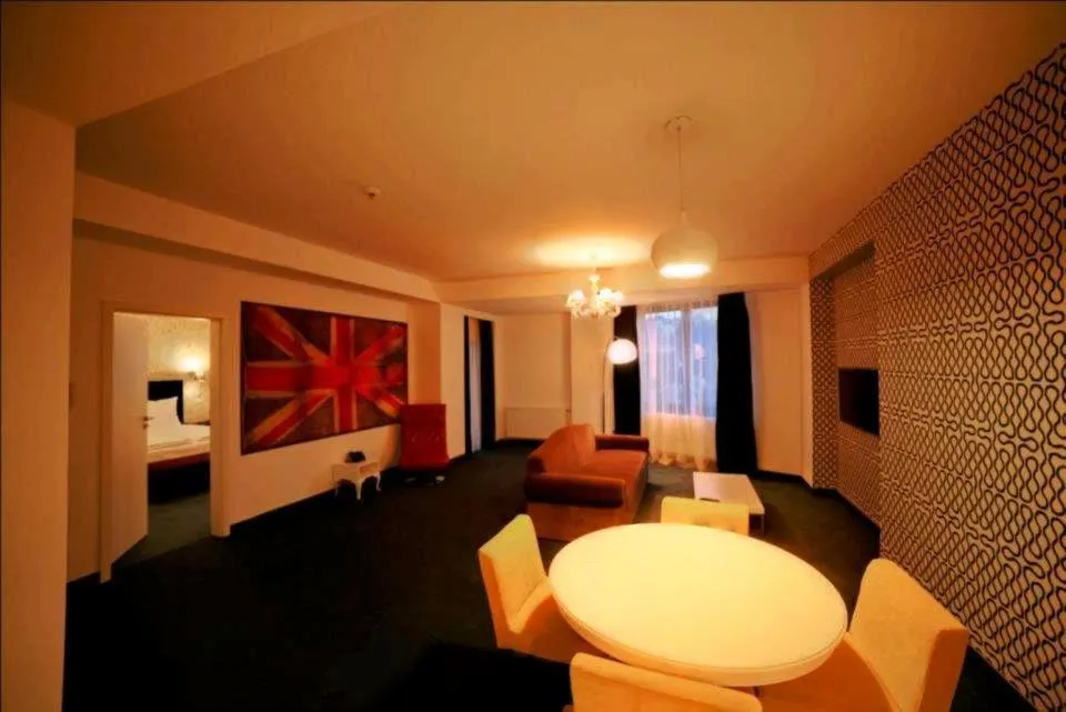 Living room, Bed in Apart Hotel Vlad Tepes