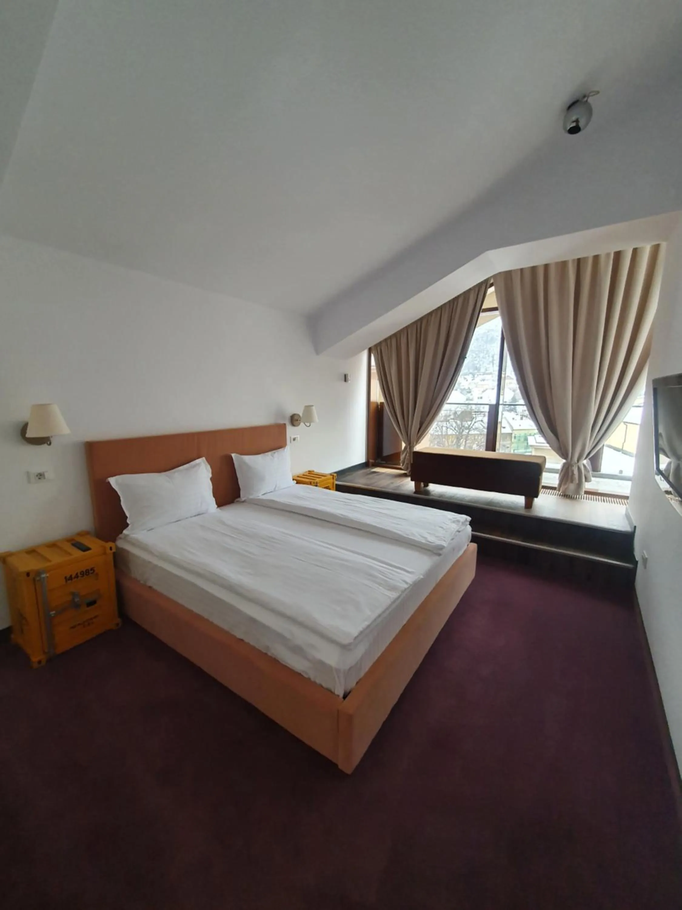 Bed in Apart Hotel Vlad Tepes