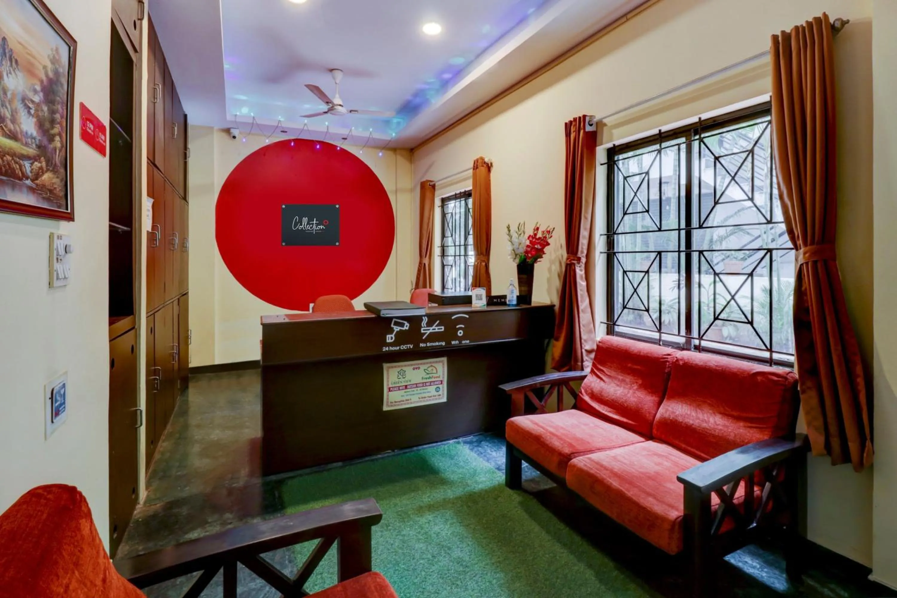 Lobby or reception in SUPER COLLECTION O GREEN VIEW HOMES Near Nexus