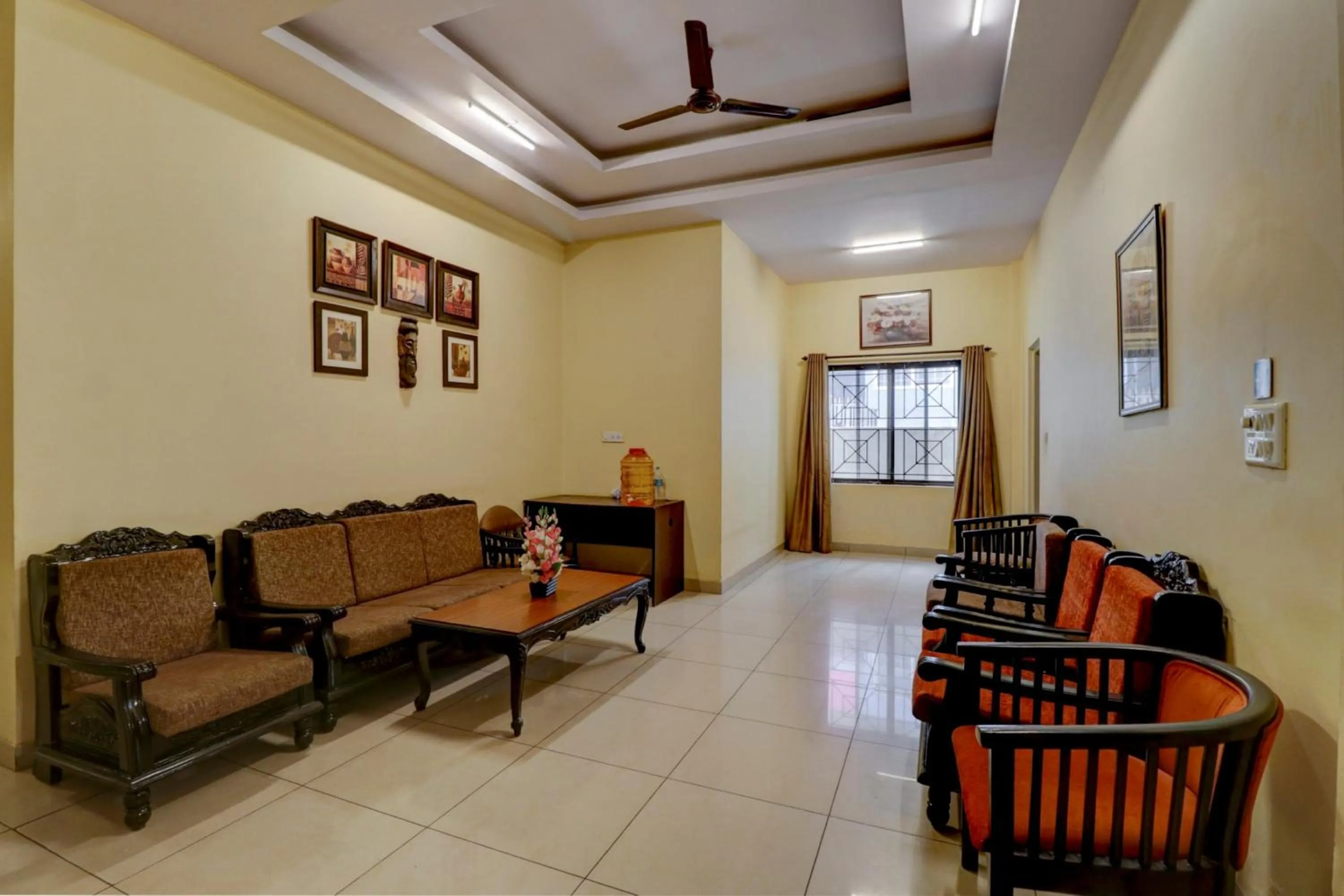 Lobby or reception in SUPER COLLECTION O GREEN VIEW HOMES Near Nexus