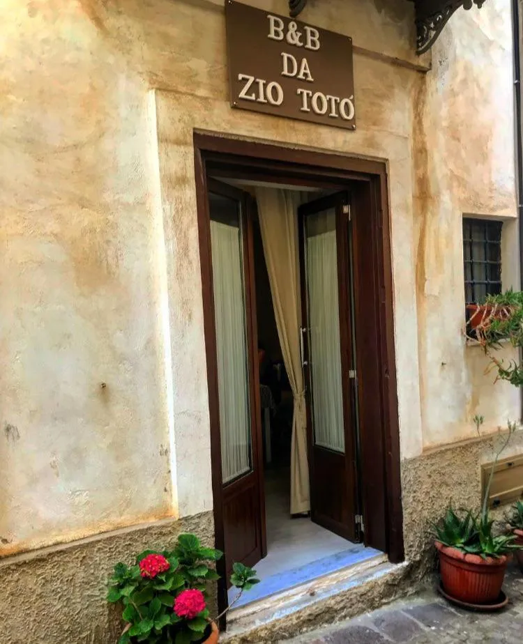 Da zio Totò