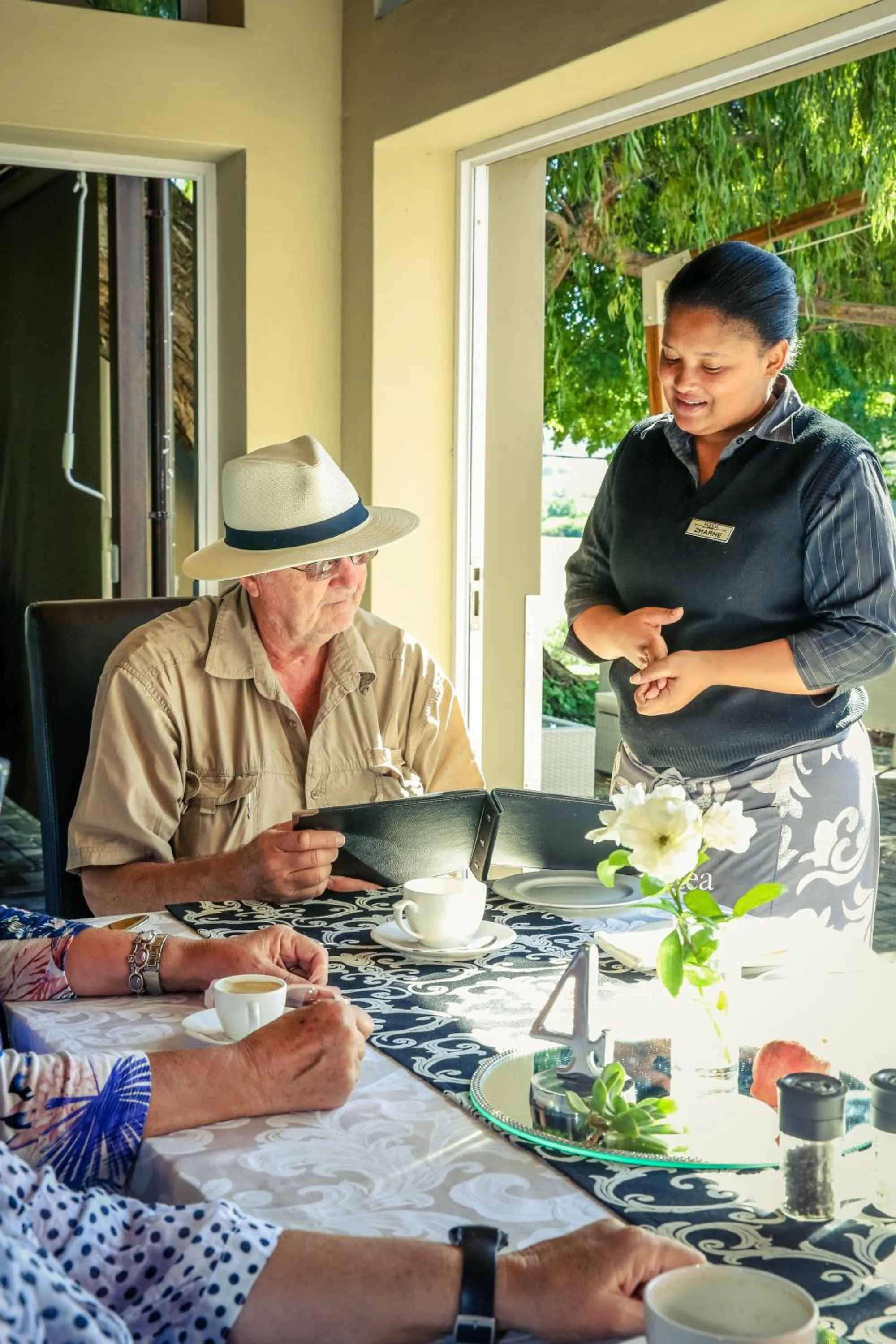 Restaurant/places to eat in Surval Boutique Olive Estate