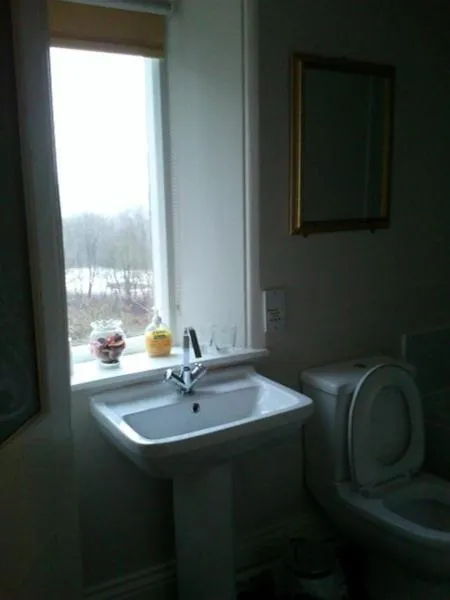 Day in Oakfield Lodge Guest House Stockport