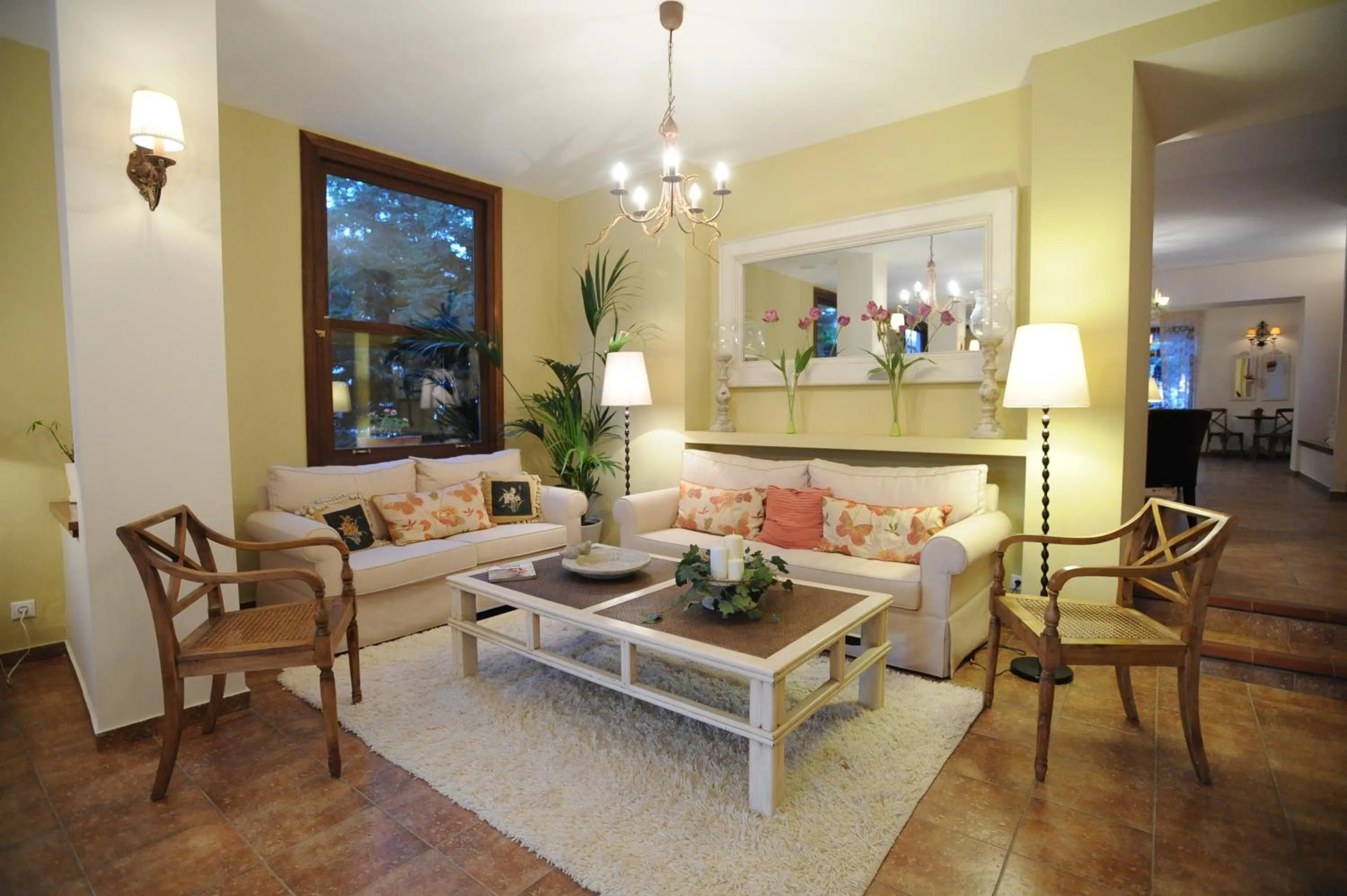 Lobby or reception in Boutique Hotel Kentrikon & Bungalows