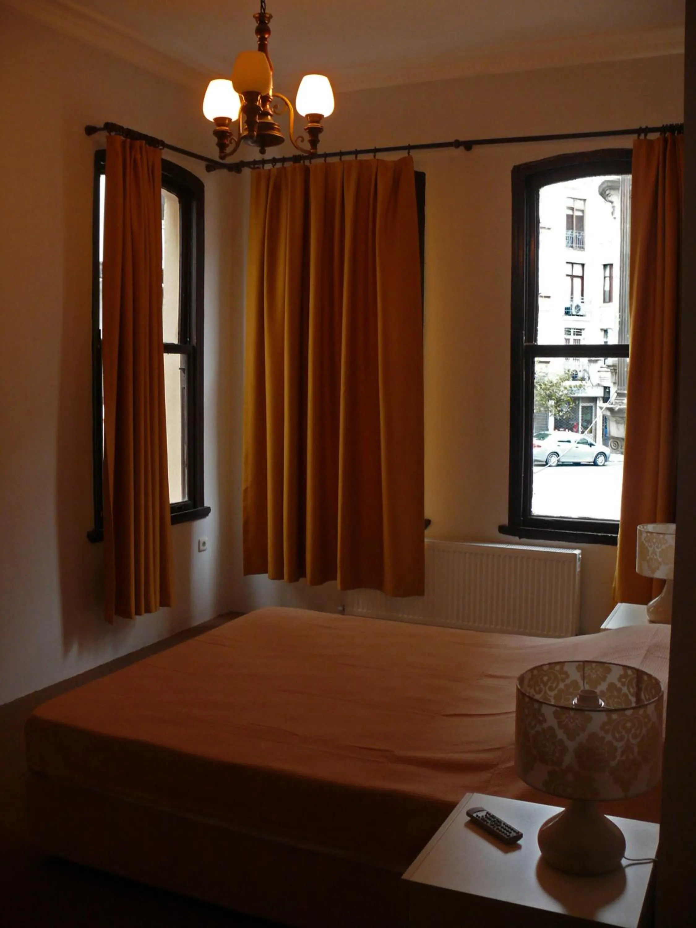 Photo of the whole room, Bed in Budak Residence