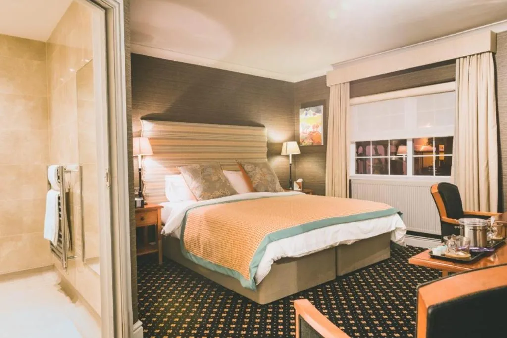 Bed in The Bear, Cowbridge