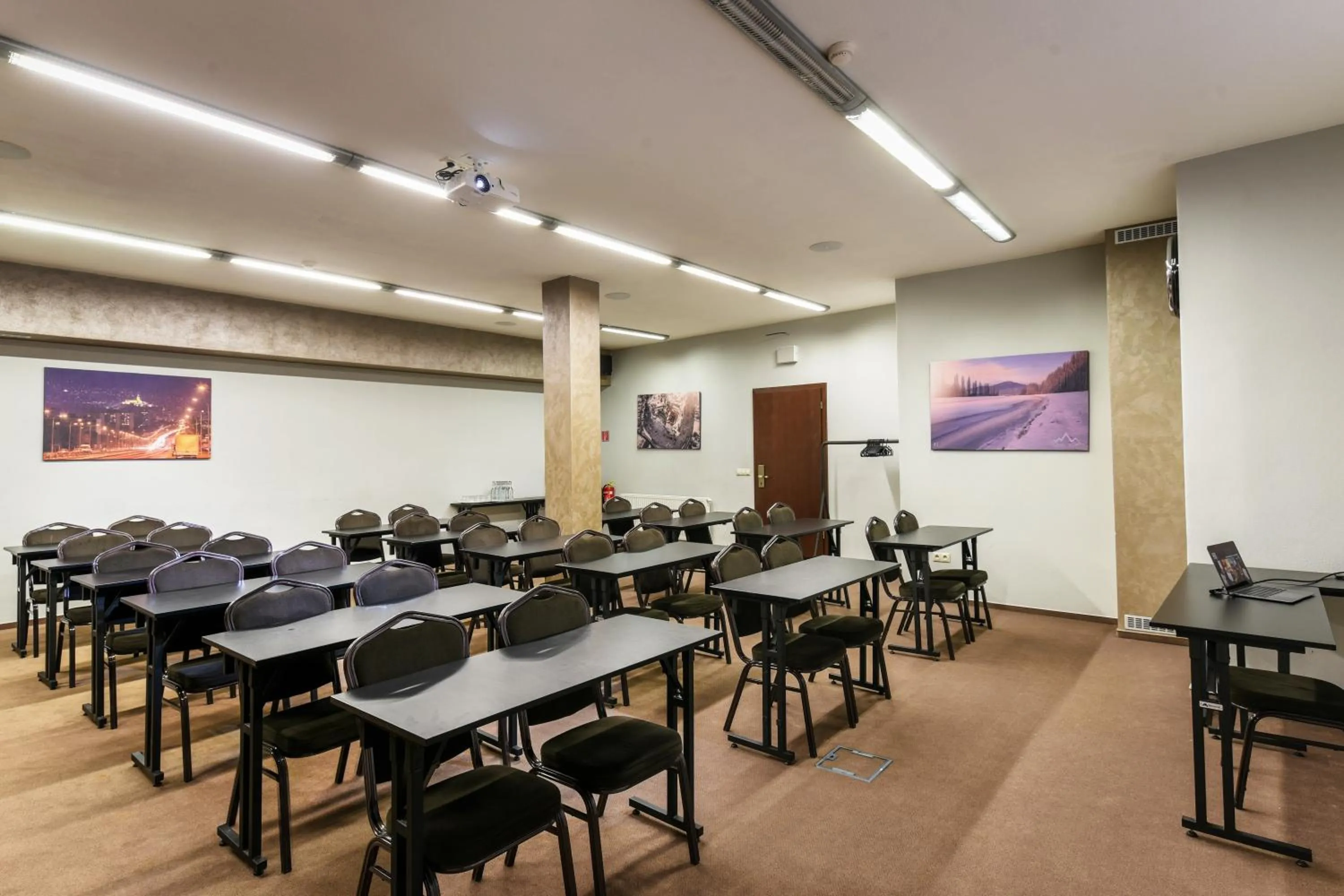 Meeting/conference room in BOUTIQUE HOTEL11 with rooftop SPA
