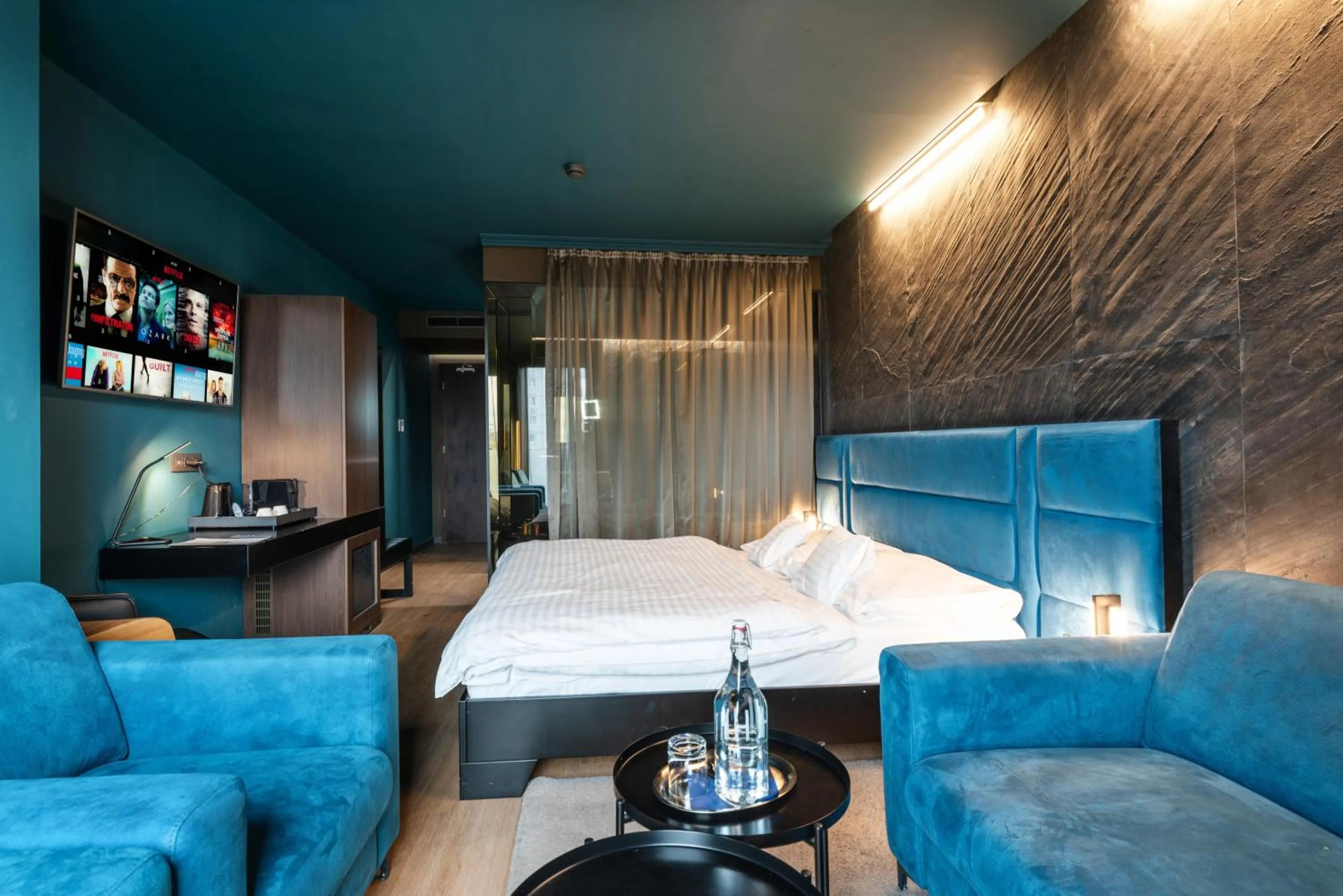TV and multimedia, Bed in BOUTIQUE HOTEL11 with rooftop SPA