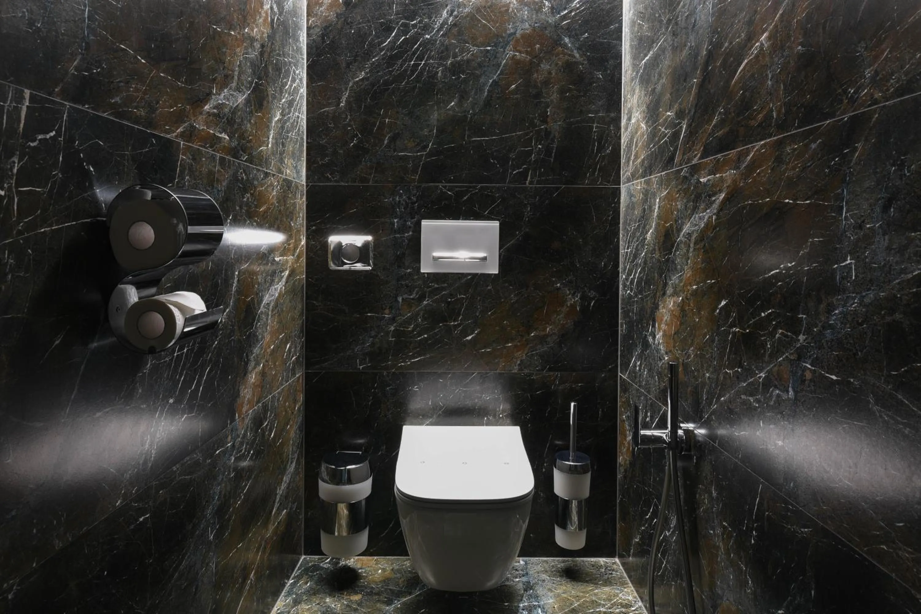 Toilet in BOUTIQUE HOTEL11 with rooftop SPA